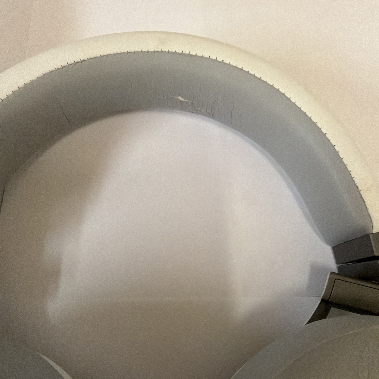 Corsair Virtuoso RGB Wireless Gaming Headset – White
