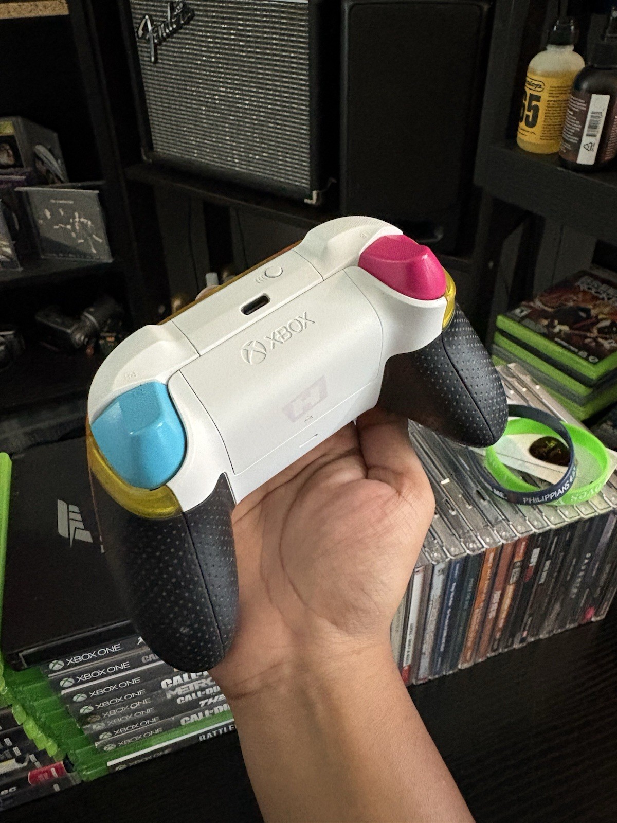 Forza Horizon 5 limited edition Xbox controller, used