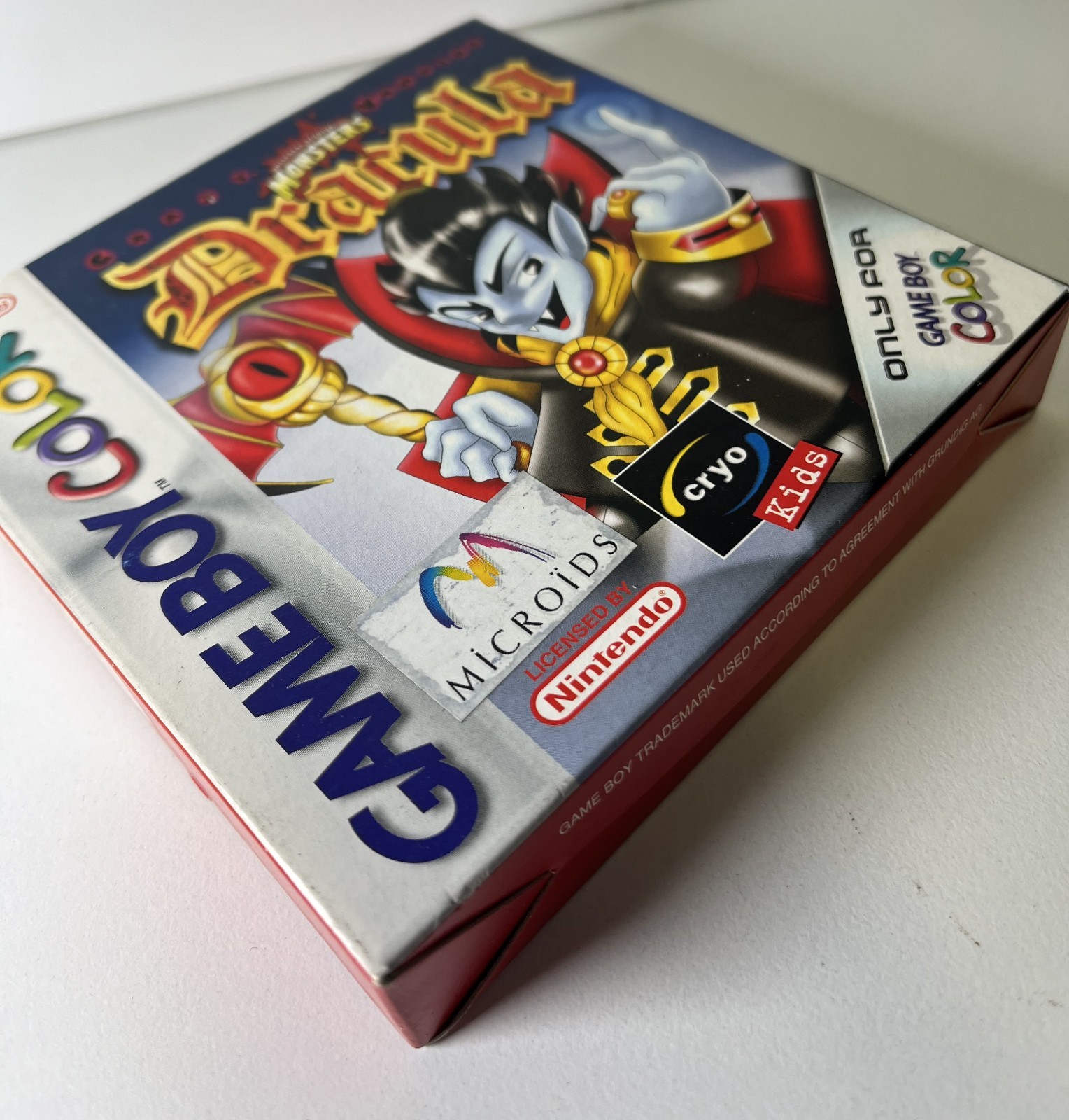 UNIVERSAL MONSTERS DRACULA CRAZY VAMPIRE NINTENDO GBC NEW PAL 2001