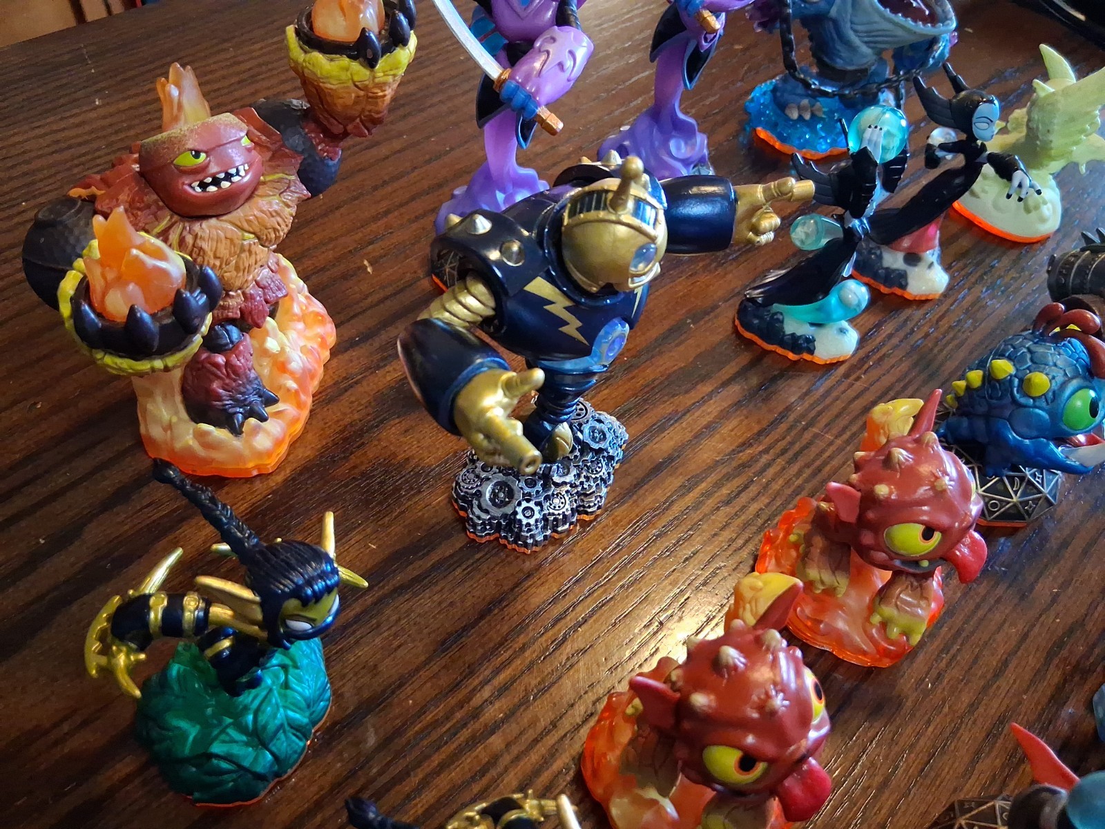 Skylanders Giants Figures Bulk Lot Orange Base See Pics/Description