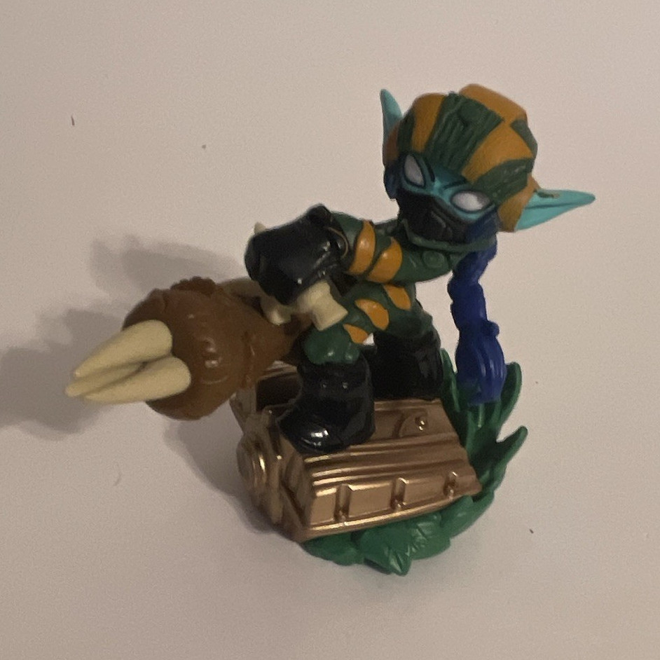 Skylanders Stealth Elf SuperChargers Stealth Stinger Vehicle Figure MPN C0130