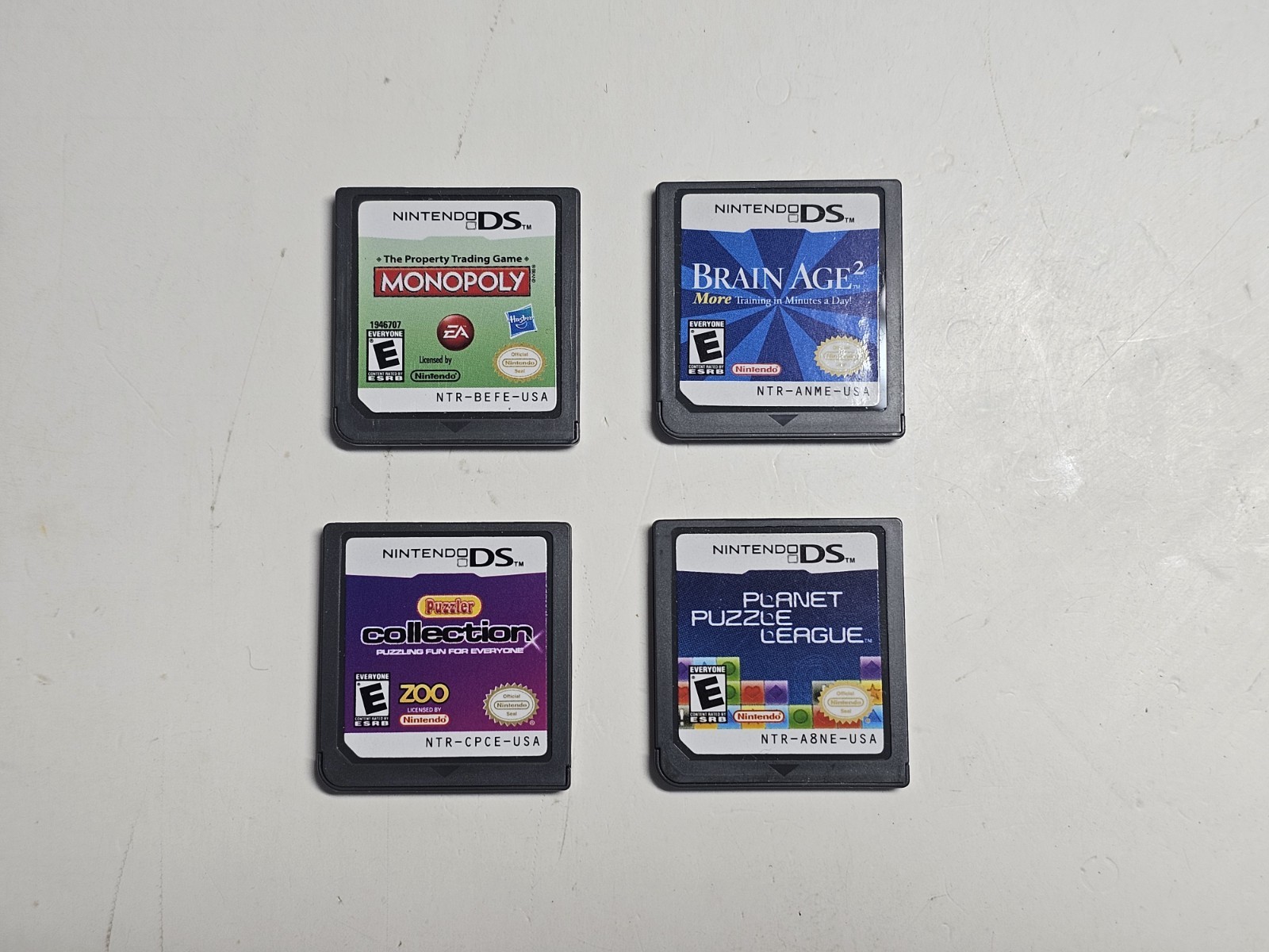 Nintendo DS Lite Handheld Console, 4 Puzzle Games, Case, Charger, Tested, Clean