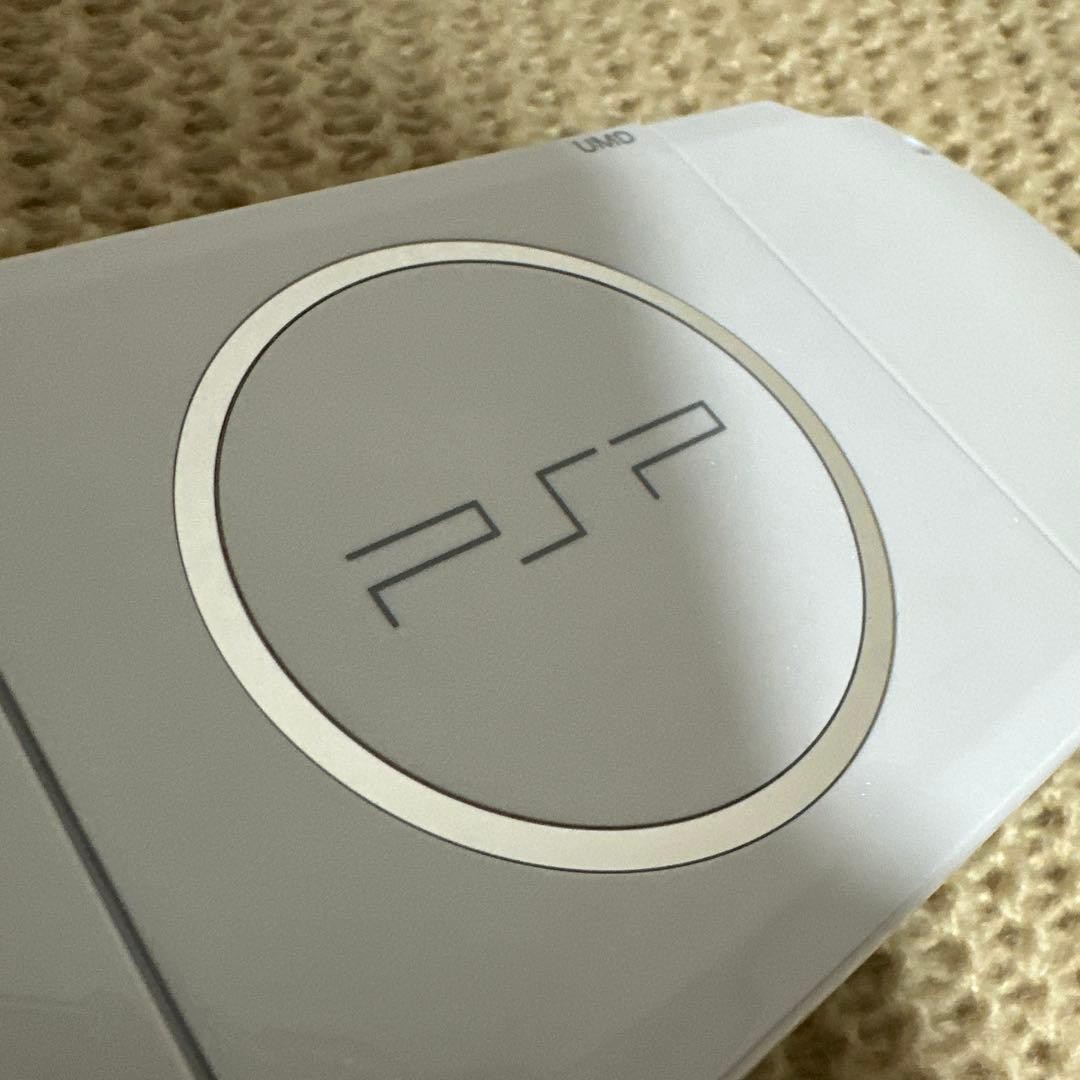 Excellent Sony PSP 3000 Pearl White Tested