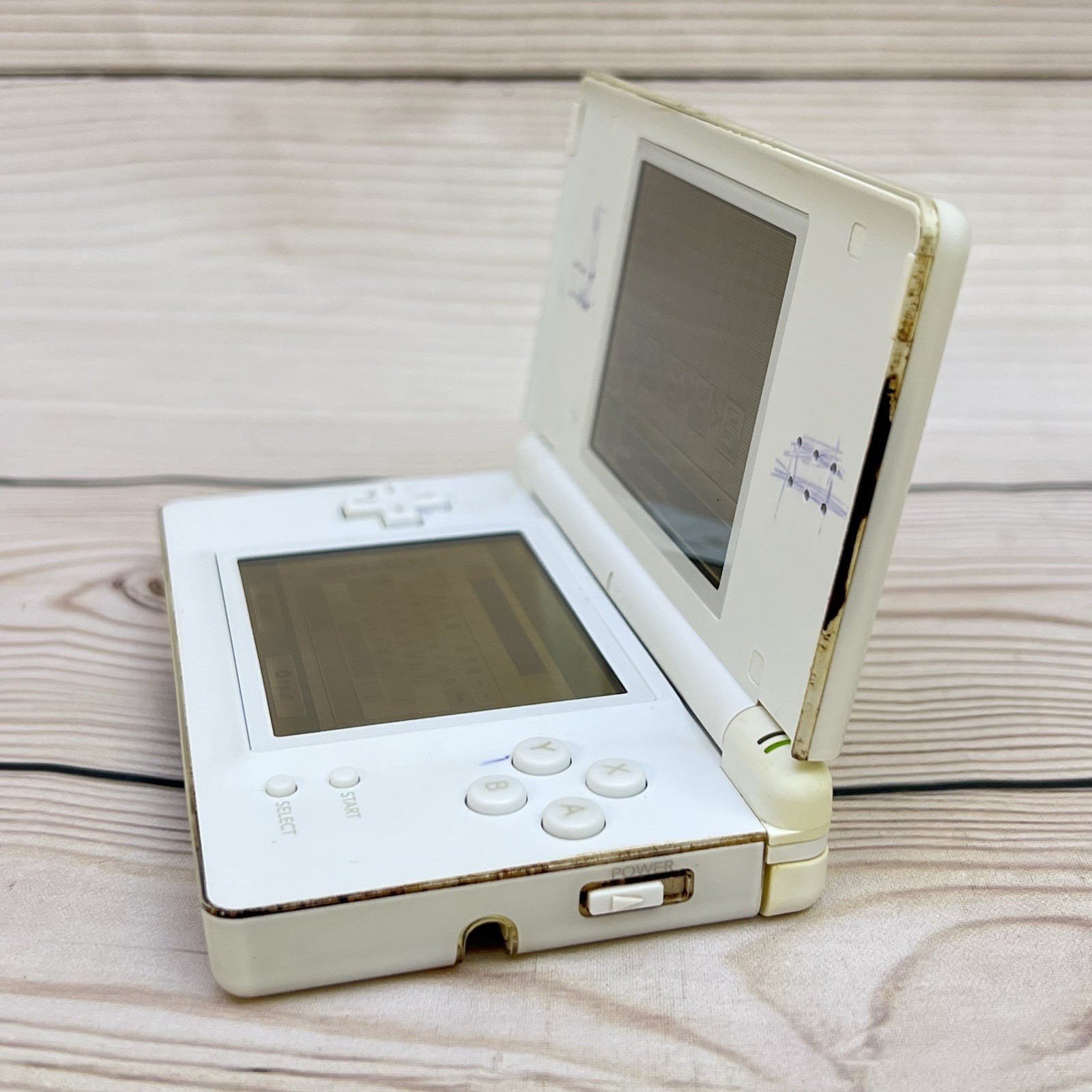 Nintendo DS Lite Handheld Game Console USG-001 Powers On for Parts Repair AS-IS