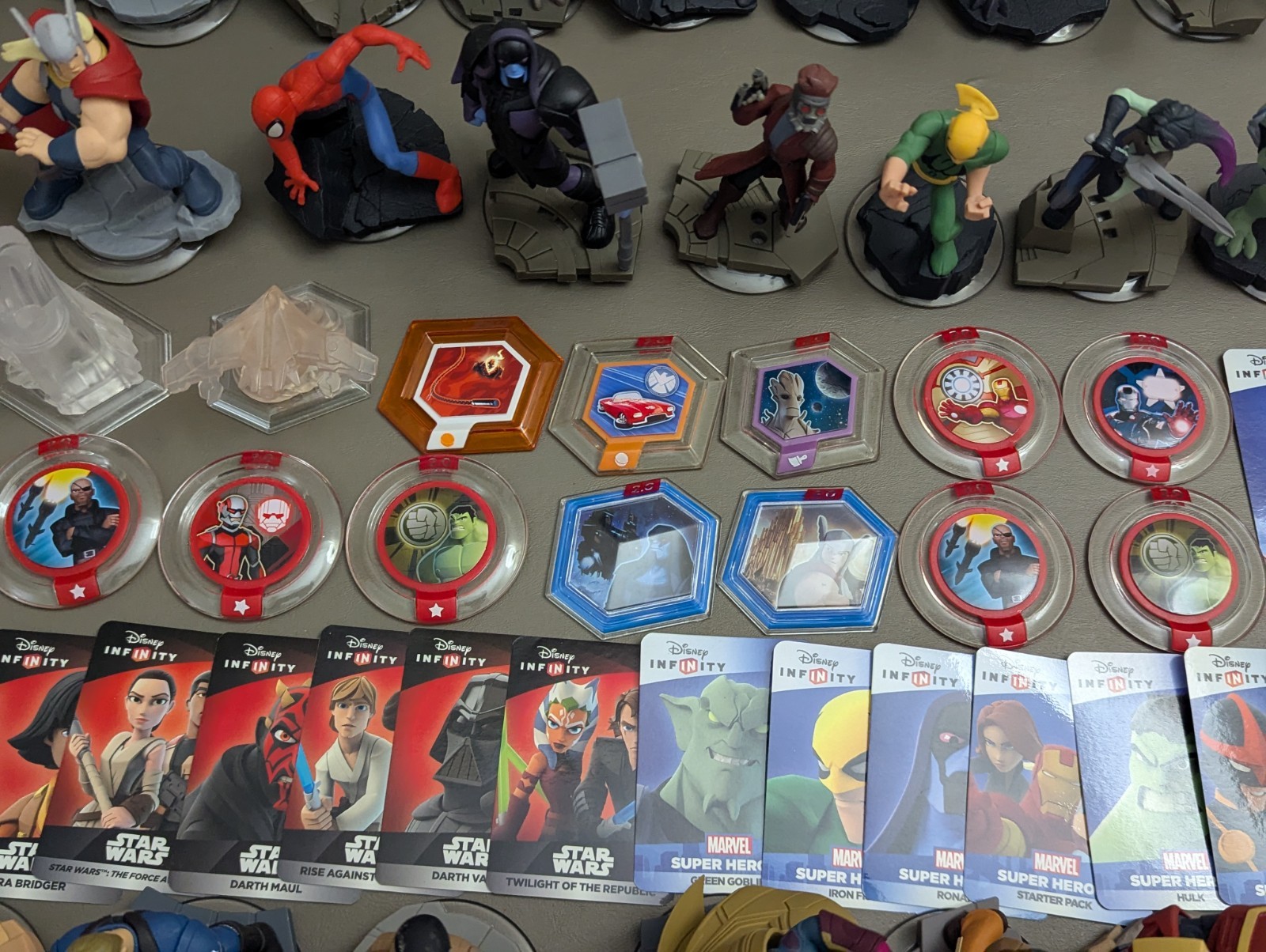 Huge Disney Infinity 2.0 & 3.0 Lot PS4 Game, Portal, 38 Figures, 14 Discs, Cards
