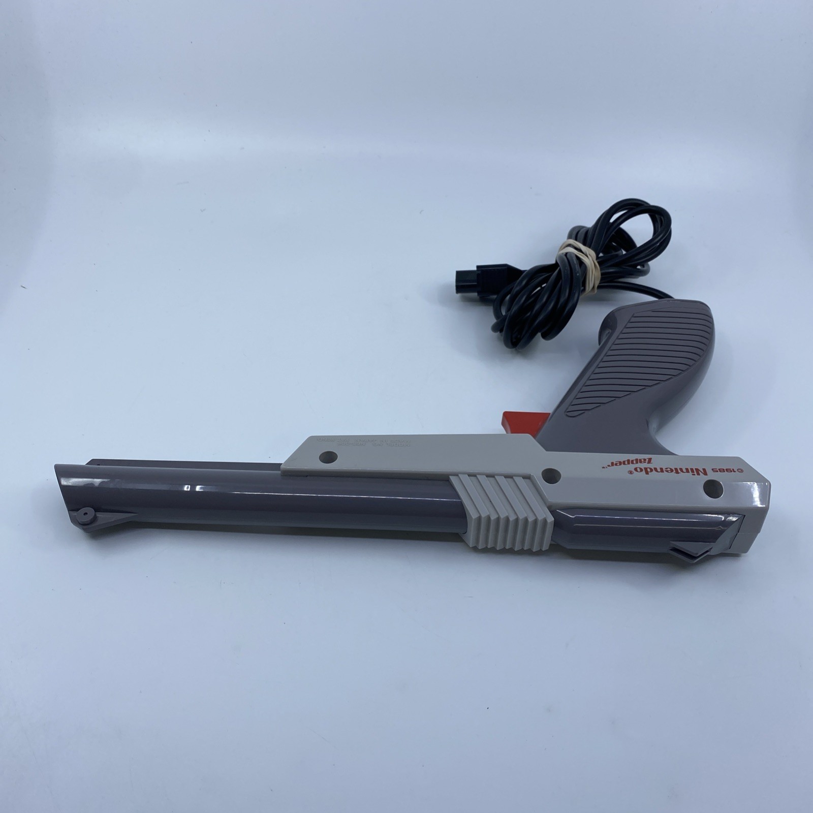 Nintendo NES Zapper Light Gun Gray OEM 1985 Tested Working Duck Hunt