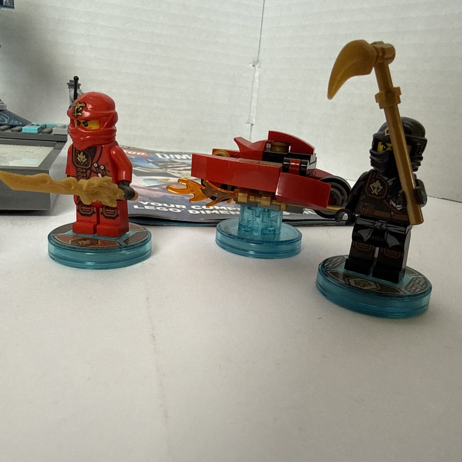 LEGO Dimensions Lot Game / Portal + 7 Figures – Ninjago, Chima, Batman + Others