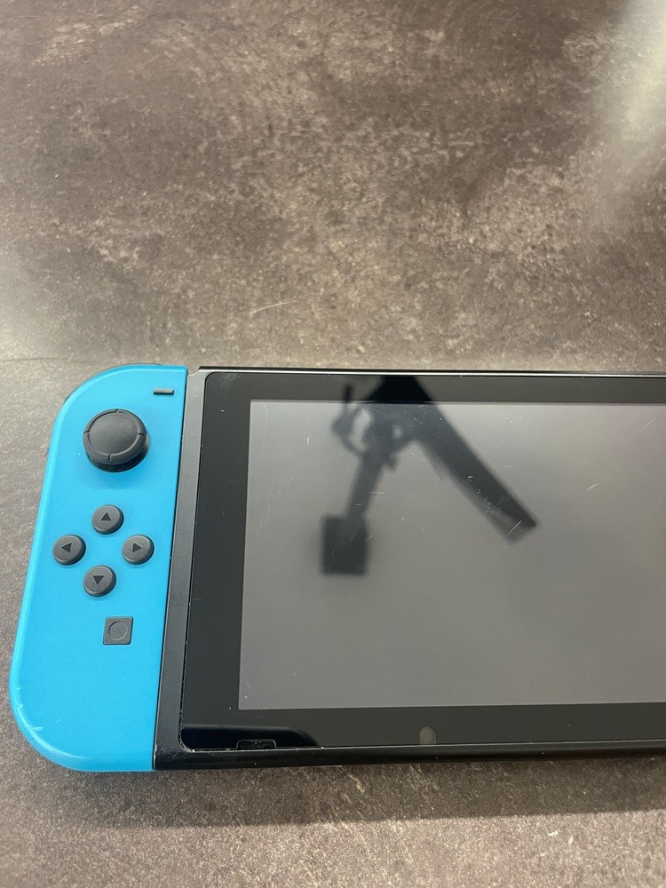 Nintendo Switch HAC-001(-01) Console Neon Blue/Red Joy-Cons – Tested