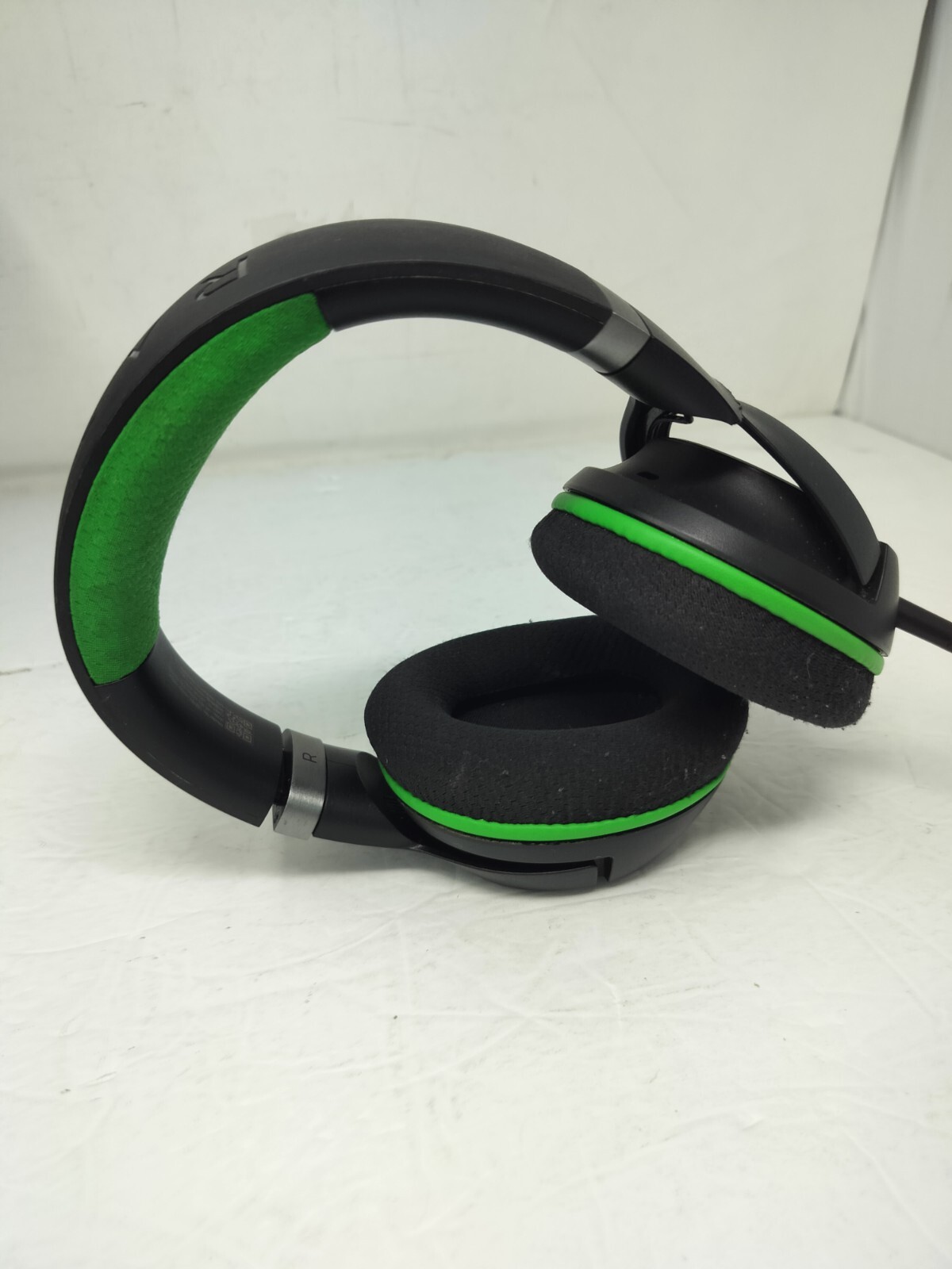 Razer Kaira Wireless Gaming Headset for Xbox Series X/S – Black/Green FOR PARTS