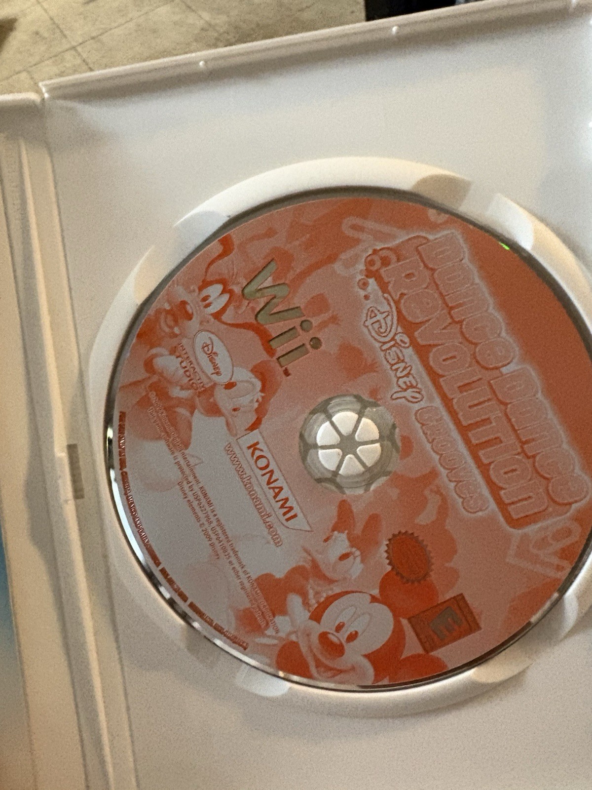 Dance Dance Revolution: Disney Grooves (Nintendo Wii, 2009) Complete w/ Manual