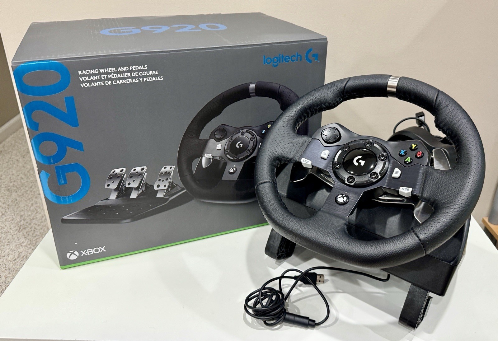 Logitech – G920 Driving Force Racing Wheel, Shifter, and Pedals for Xbox & PC