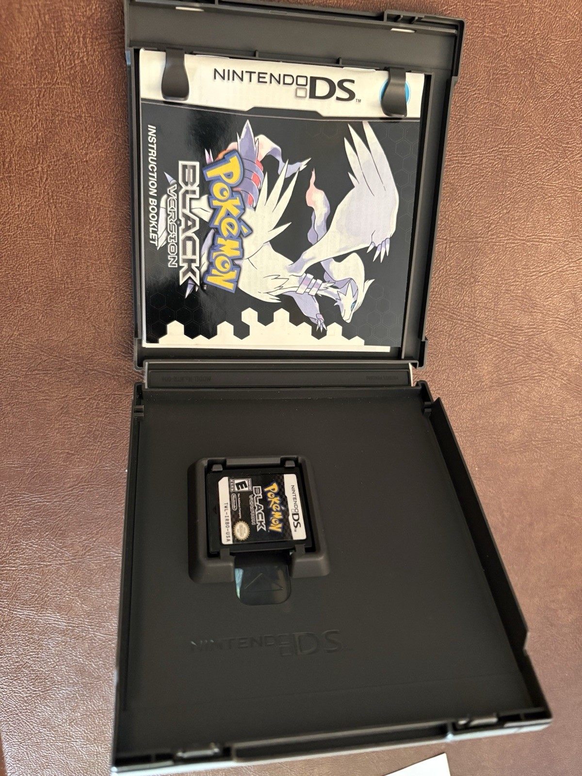 Pokemon Black Version (Nintendo DS, 2011) CIB Complete In Box Authentic-Tested!