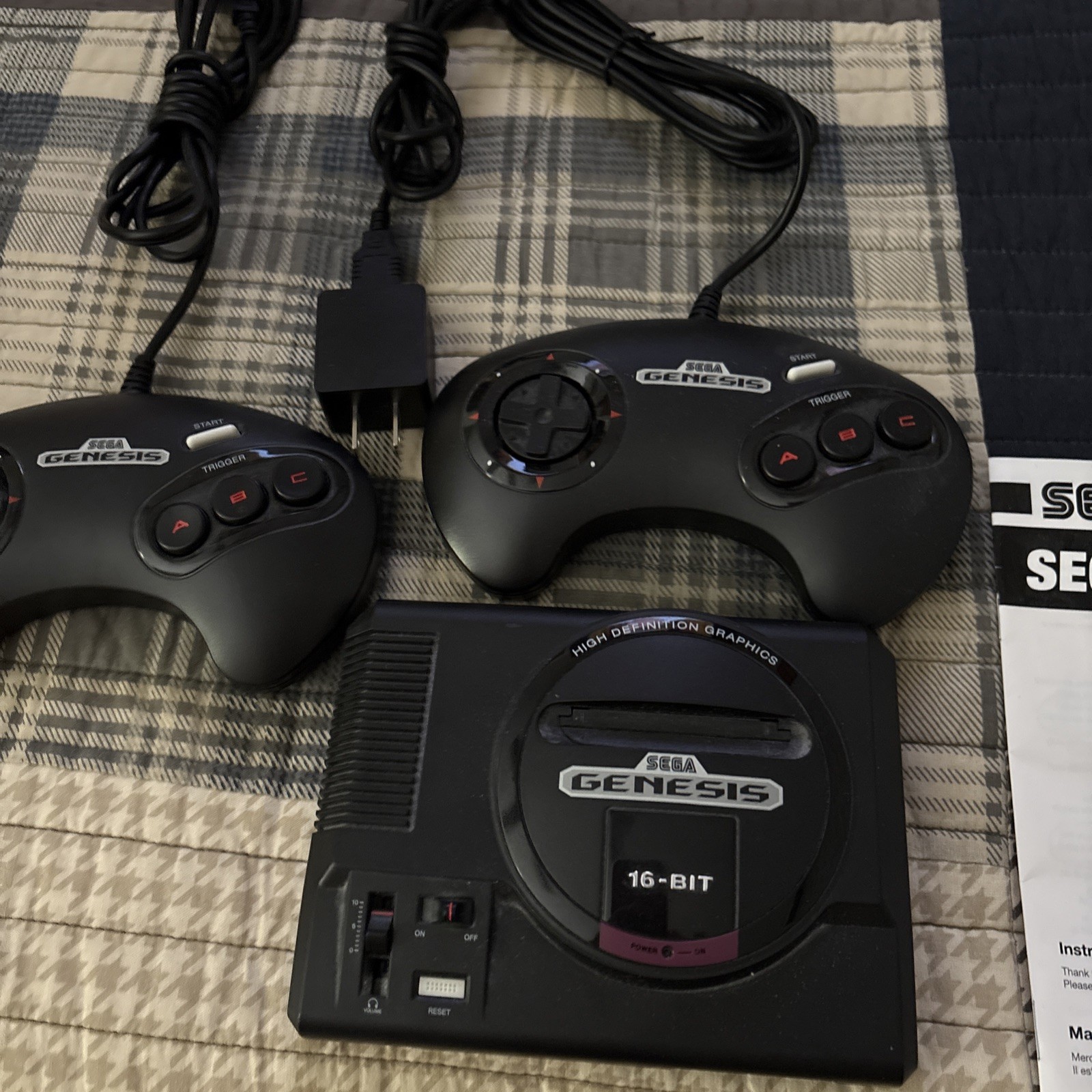 Sega Genesis Mini Classic Console 16 Bit MK-16000 W/ 2 Controllers & power cord