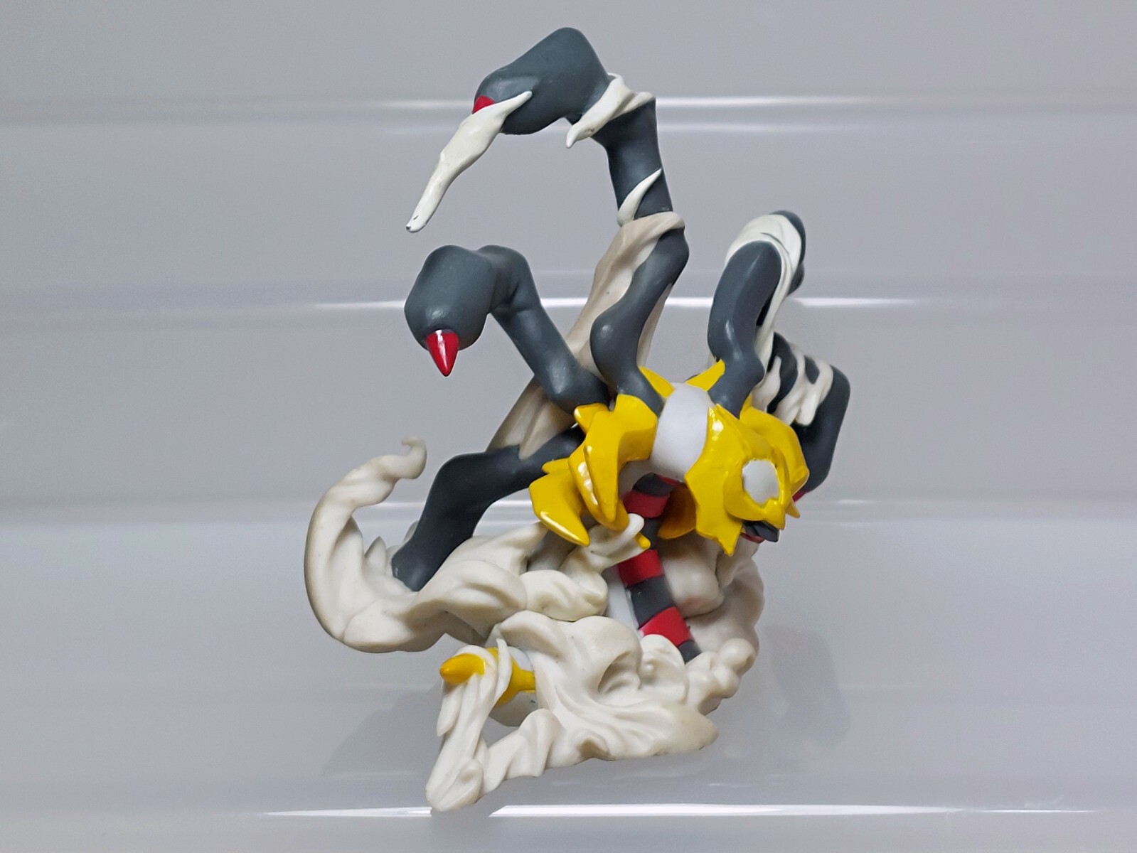 Giratina Pokemon Preorder Bonus Figure Kaiyodo 2009 Exclusive Japan H05 2.6in
