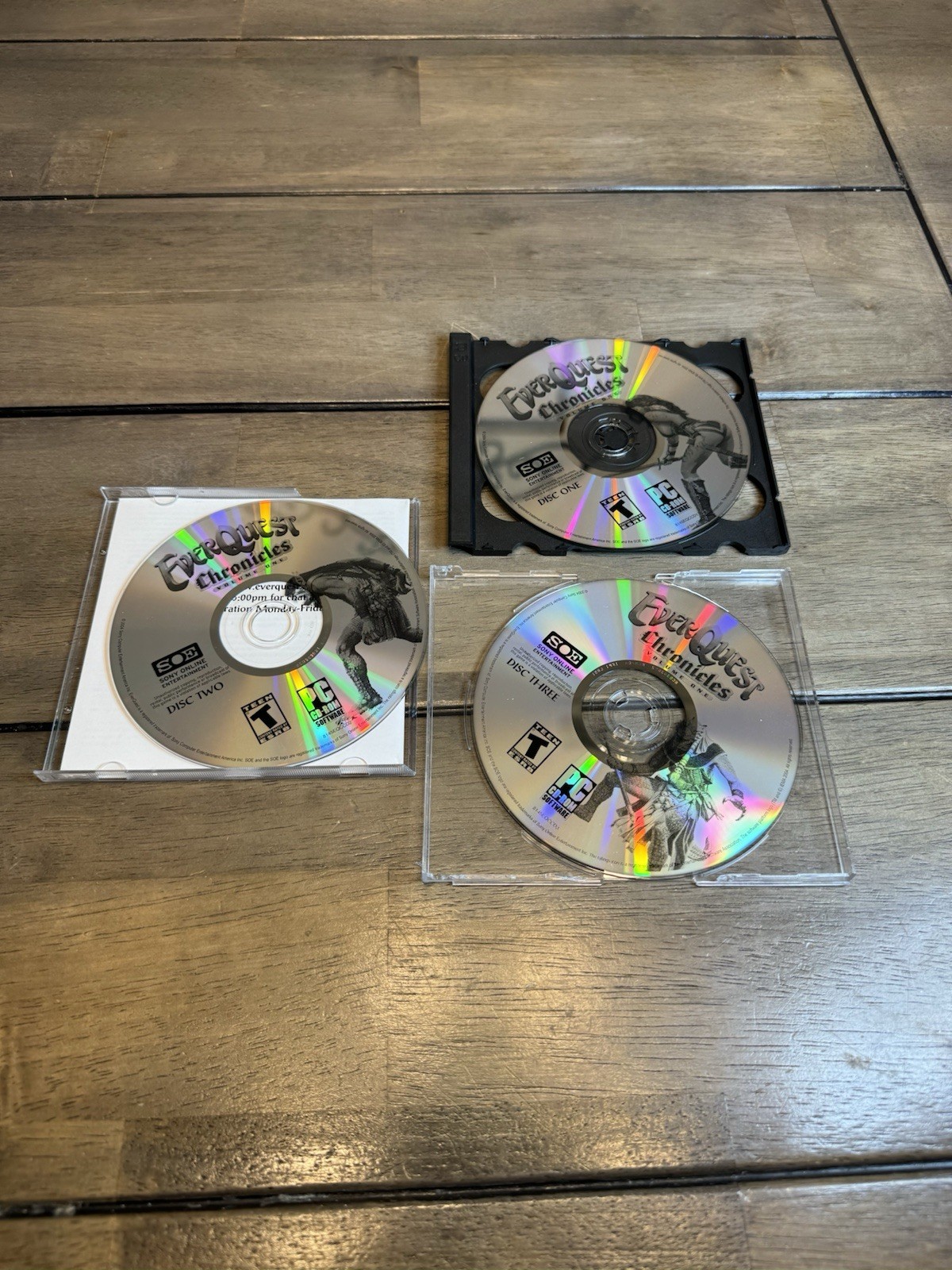 EverQuest Chronicles Volume 1 One Starter Pack Fantasy RPG 3 CD-ROM Windows PC