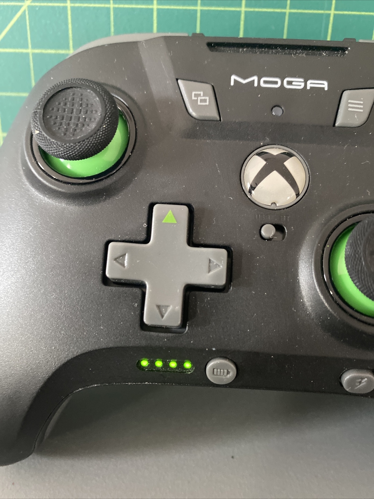 MOGA XP5-X Plus Bluetooth Controller for Android/PC w/ 3000mAh Power Bank