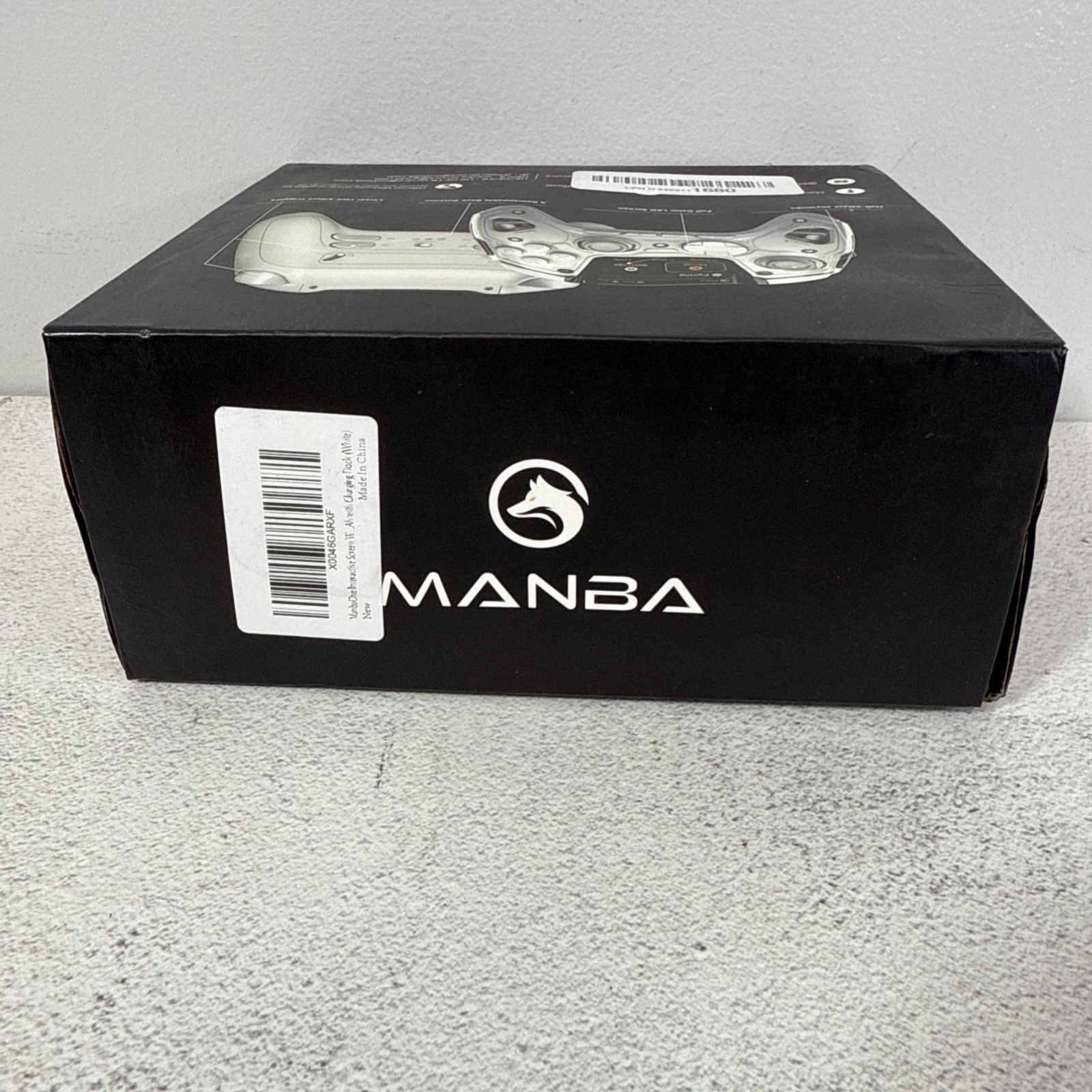 Manba One Color Interactive Screen Wireless Gaming Controller Charging Base Open