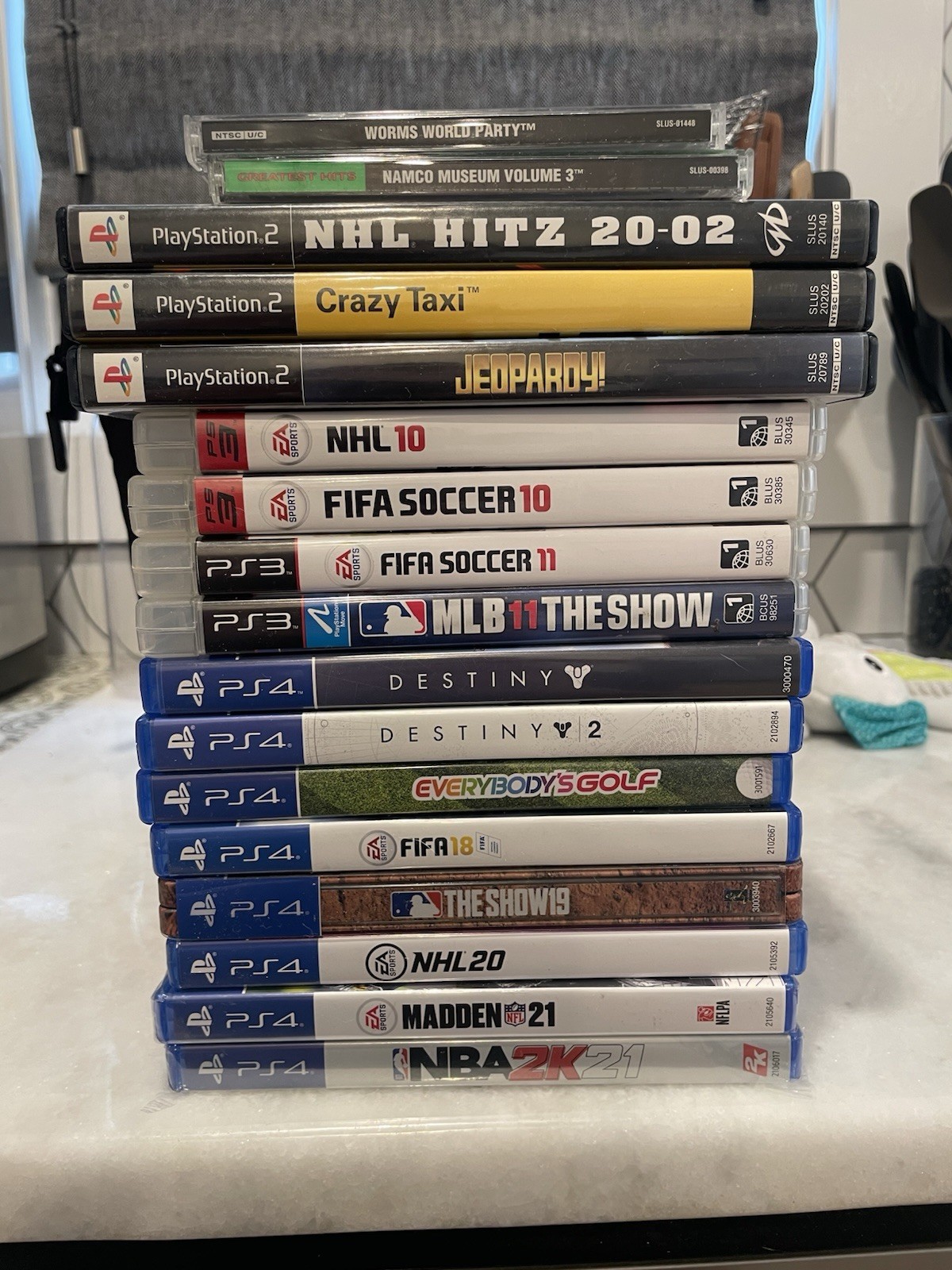 PlayStation 1,2,3,4 LOT of 17 Games All in Boxes – SEE PICTURES (Ask Questions)