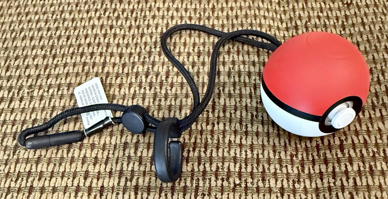 Pokemon Let’s Go Pikachu Box Set W/ Poke Ball Plus Nintendo Switch Complete