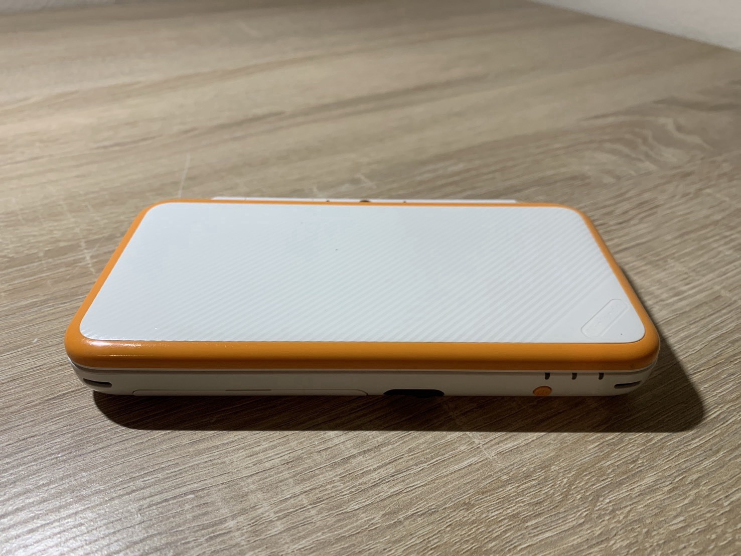 9993 Nintendo New 2DS LL White Orange Very Good TESTED