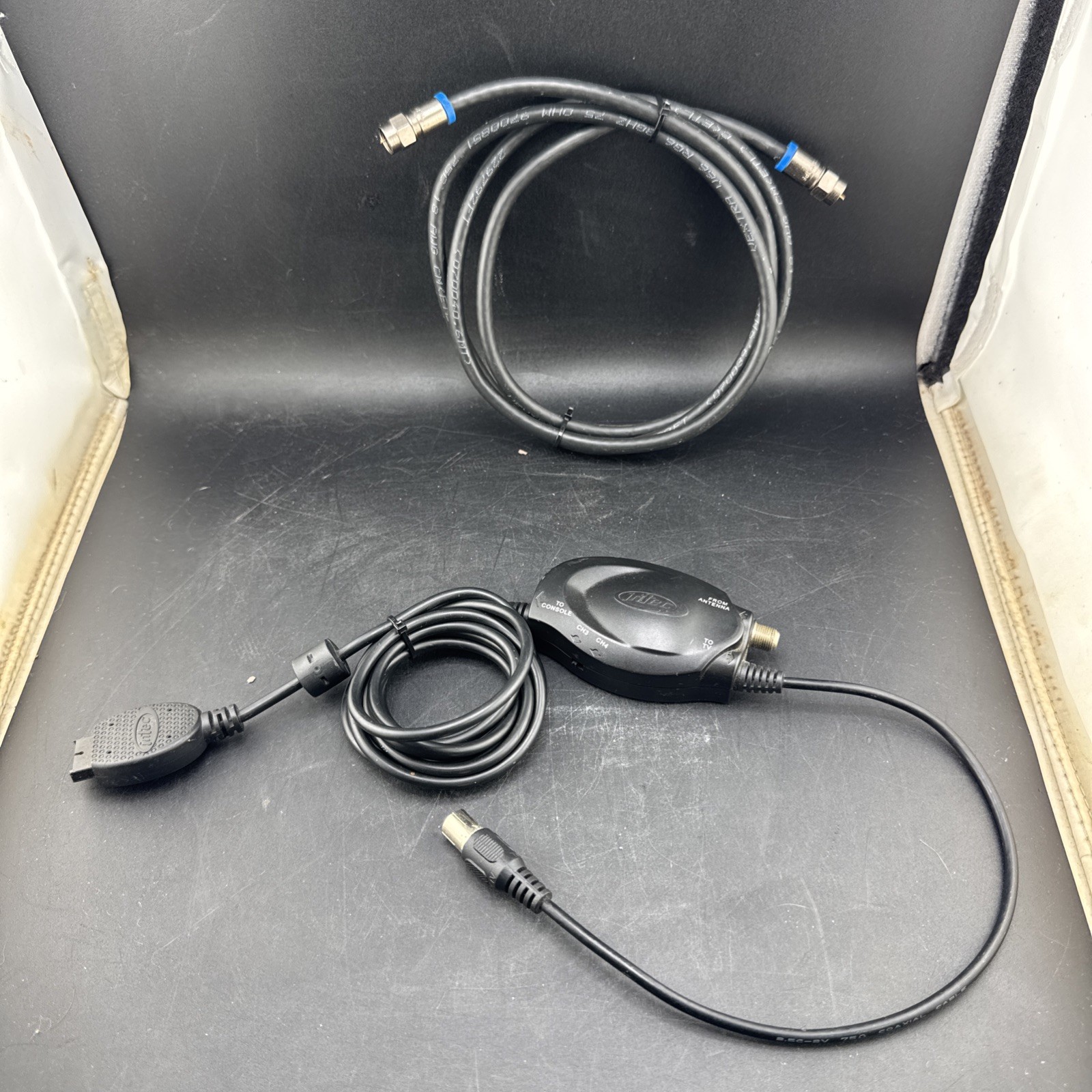 Intec Universal RFU Adapter Connects PS2 XBOX Gamecube Console to TV