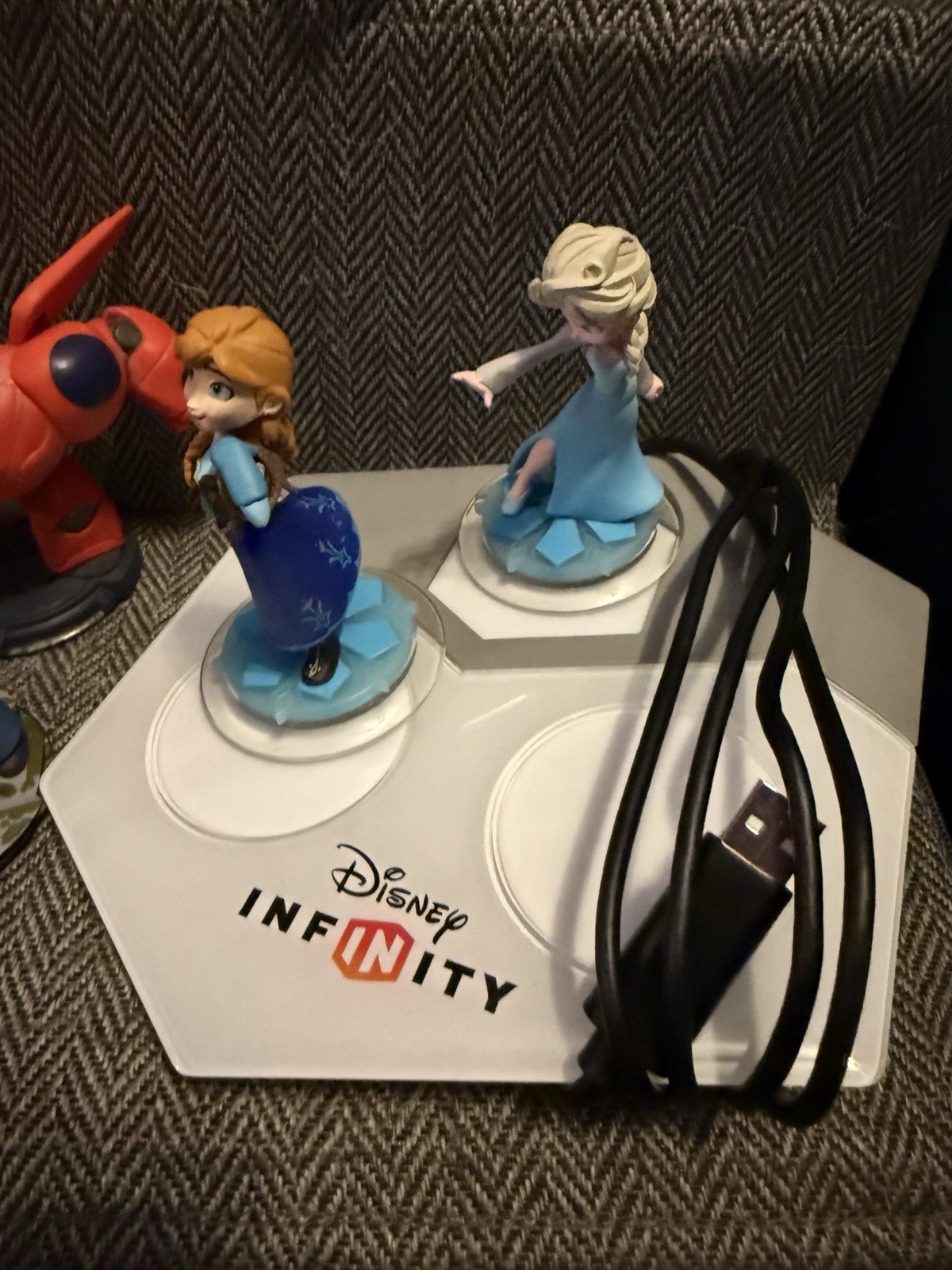 Disney Infinity Elsa, Anna, Mulan, Merida, Star Wars, Stitch, Baymax, Marvel Lot