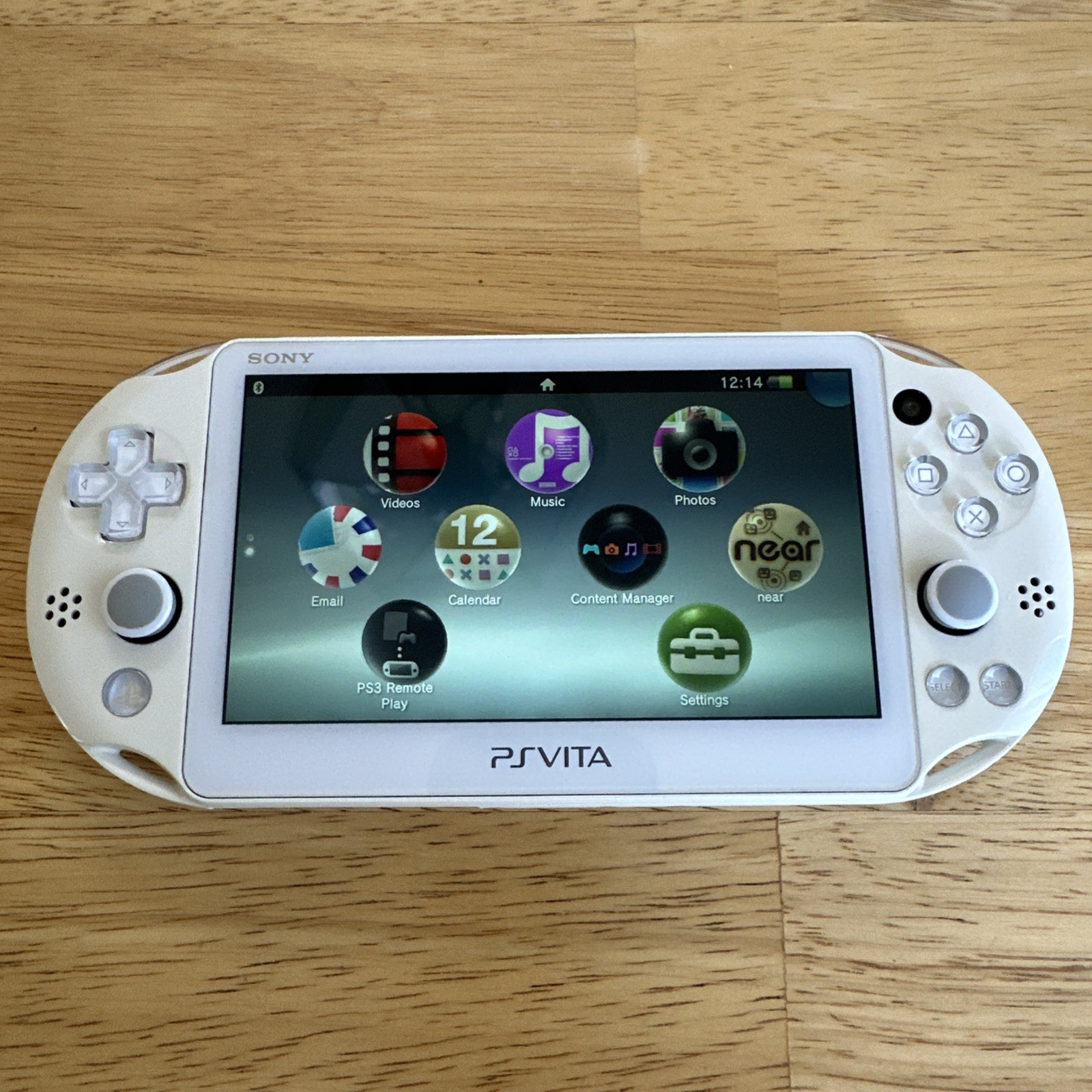 Sony PlayStation PS Vita PCH-2000 White Slim Console Fast Shipping