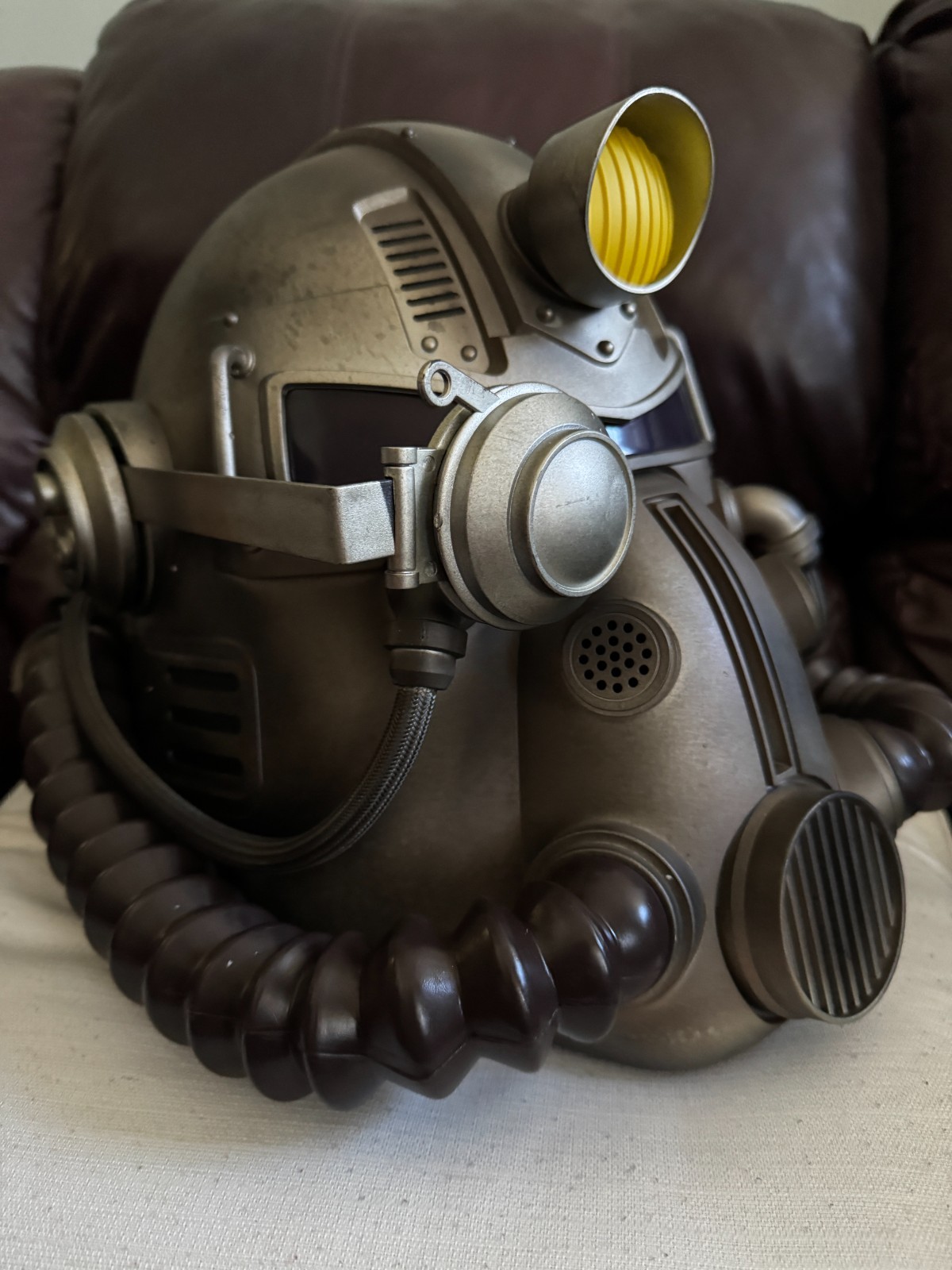 Fallout 76 Power Armor Collector’s Edition T-51b Helmet with Bag & Box Reserved