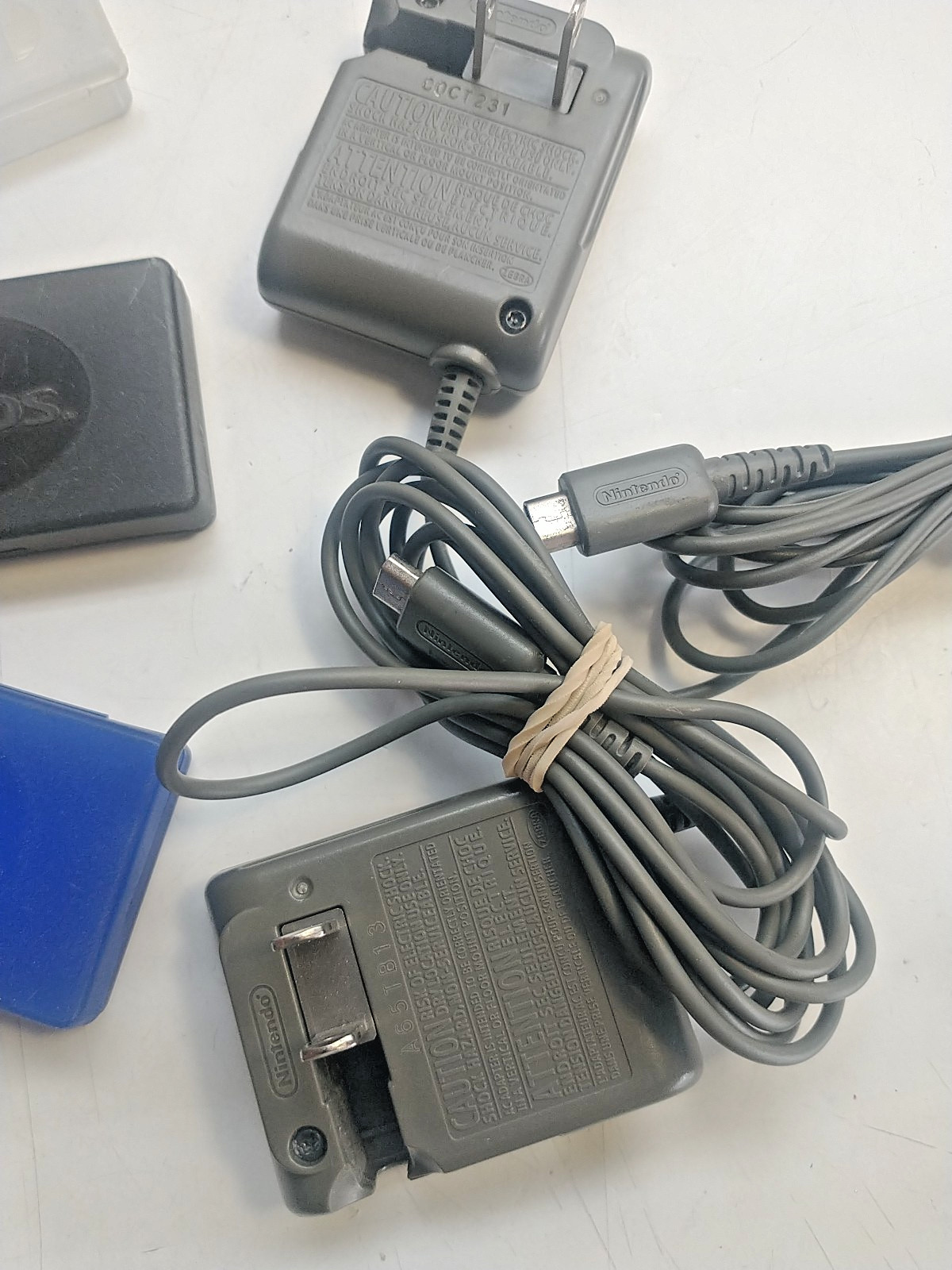 Lot of 2 Nintendo DS usg-002 usg/USA AC Adapter plus games cases
