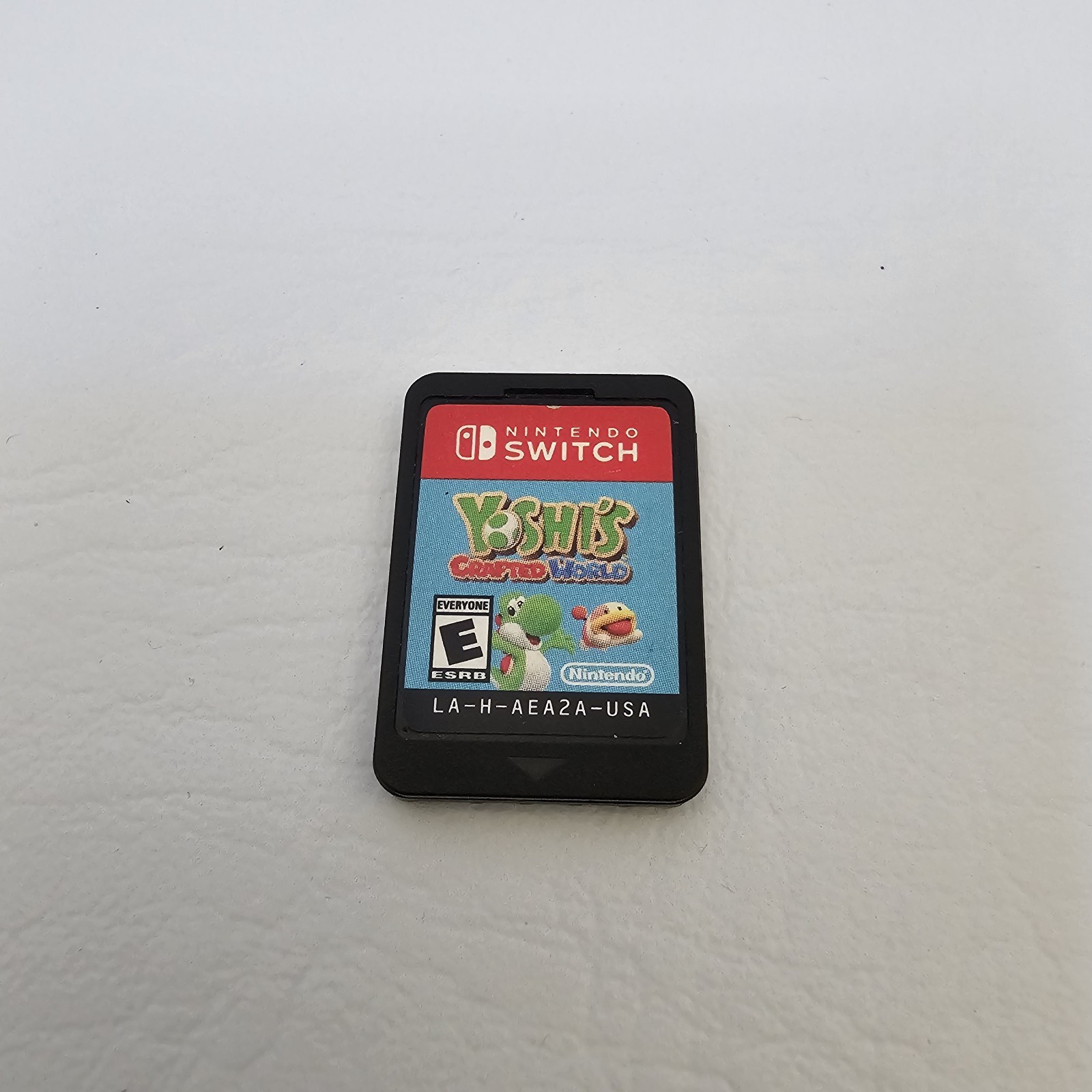 Yoshi’s Crafted World Nintendo Switch Game Cartridge Only Tested LA-H-AEA2A-USA