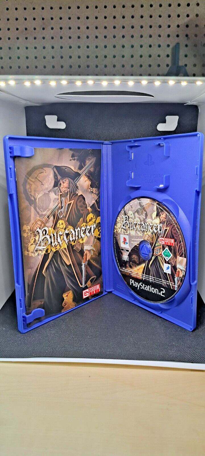 Buccaneer (Sony PlayStation 2, PS2, Essential Games) PAL English ESP CIB *READ*