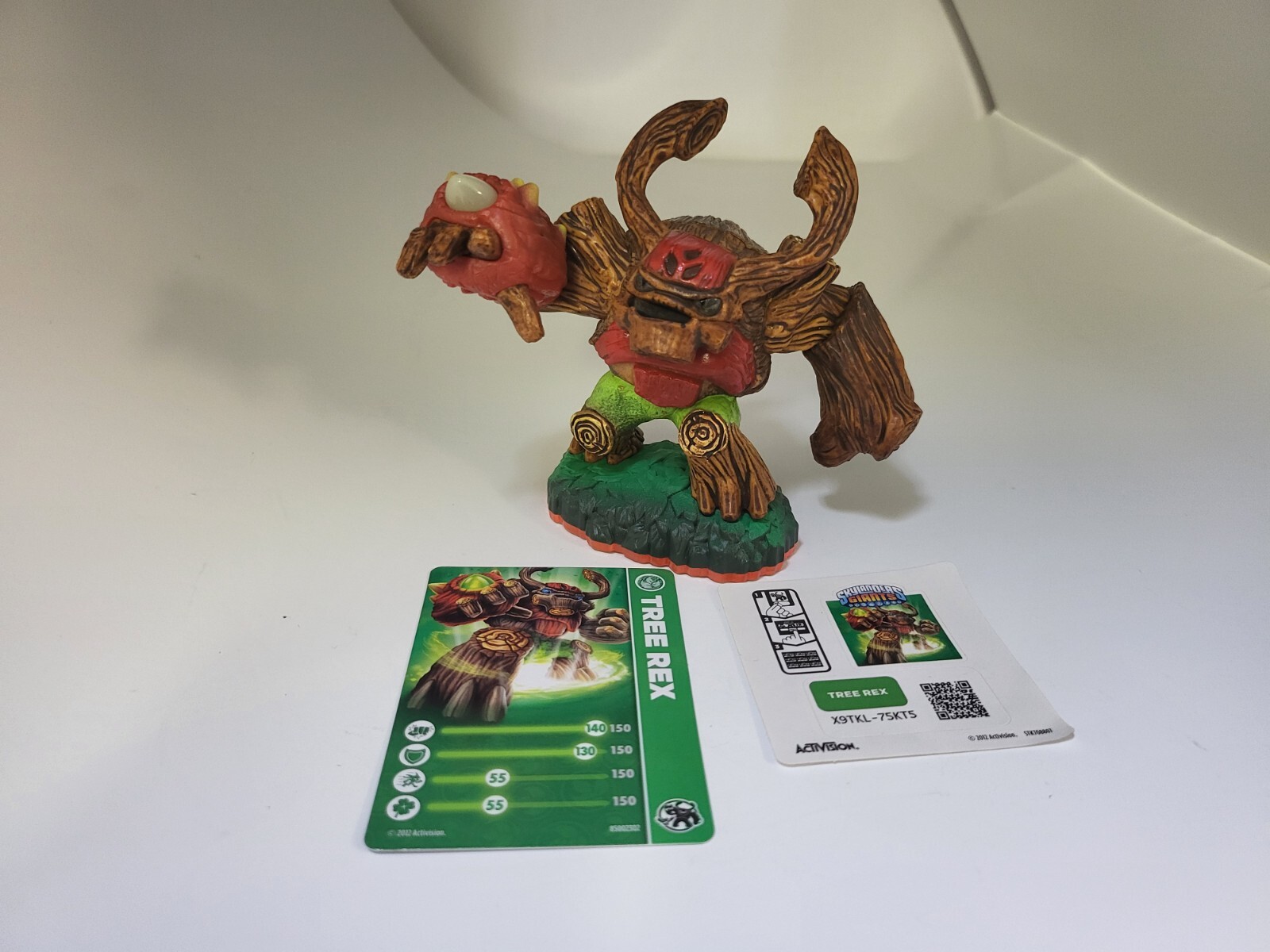 NEW Giants Tree Rex Skylanders Figure With Sticker & Card #H14