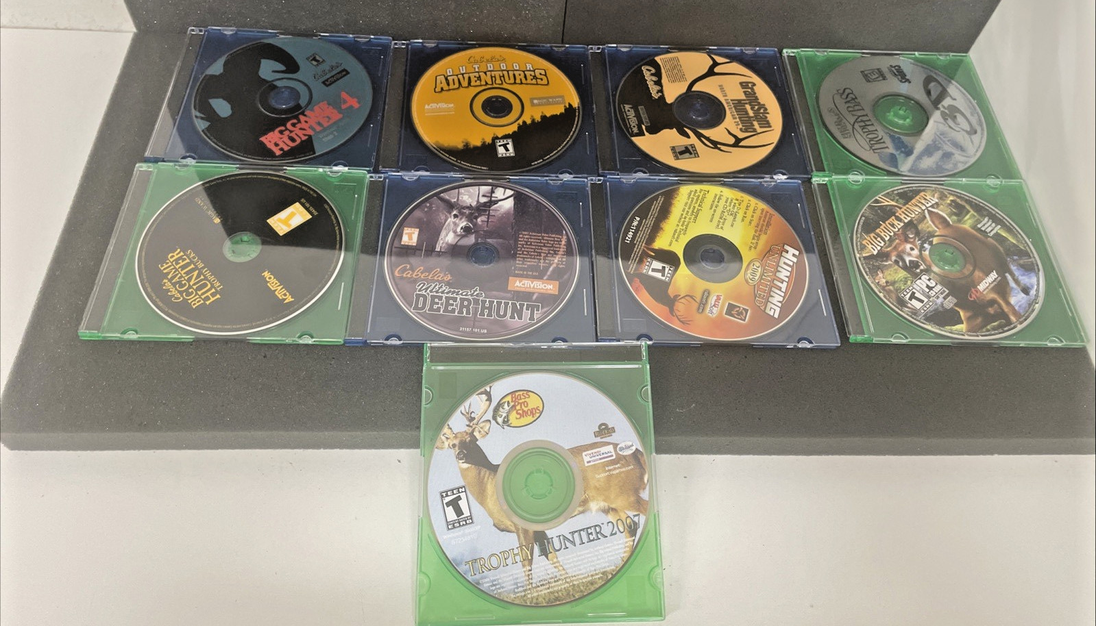 Lot of 28 PC Shooting Games, Cabelas Game Hunter, Trophy Hunter, Safari Etc.