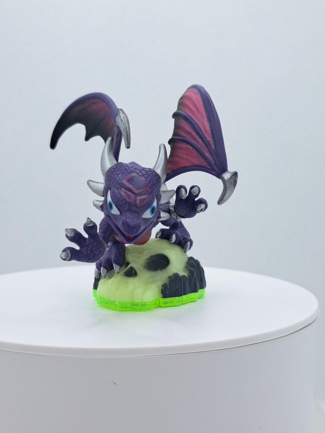 Skylanders Spyro’s Adventure Cynder Series 1 Undead Figure Loose