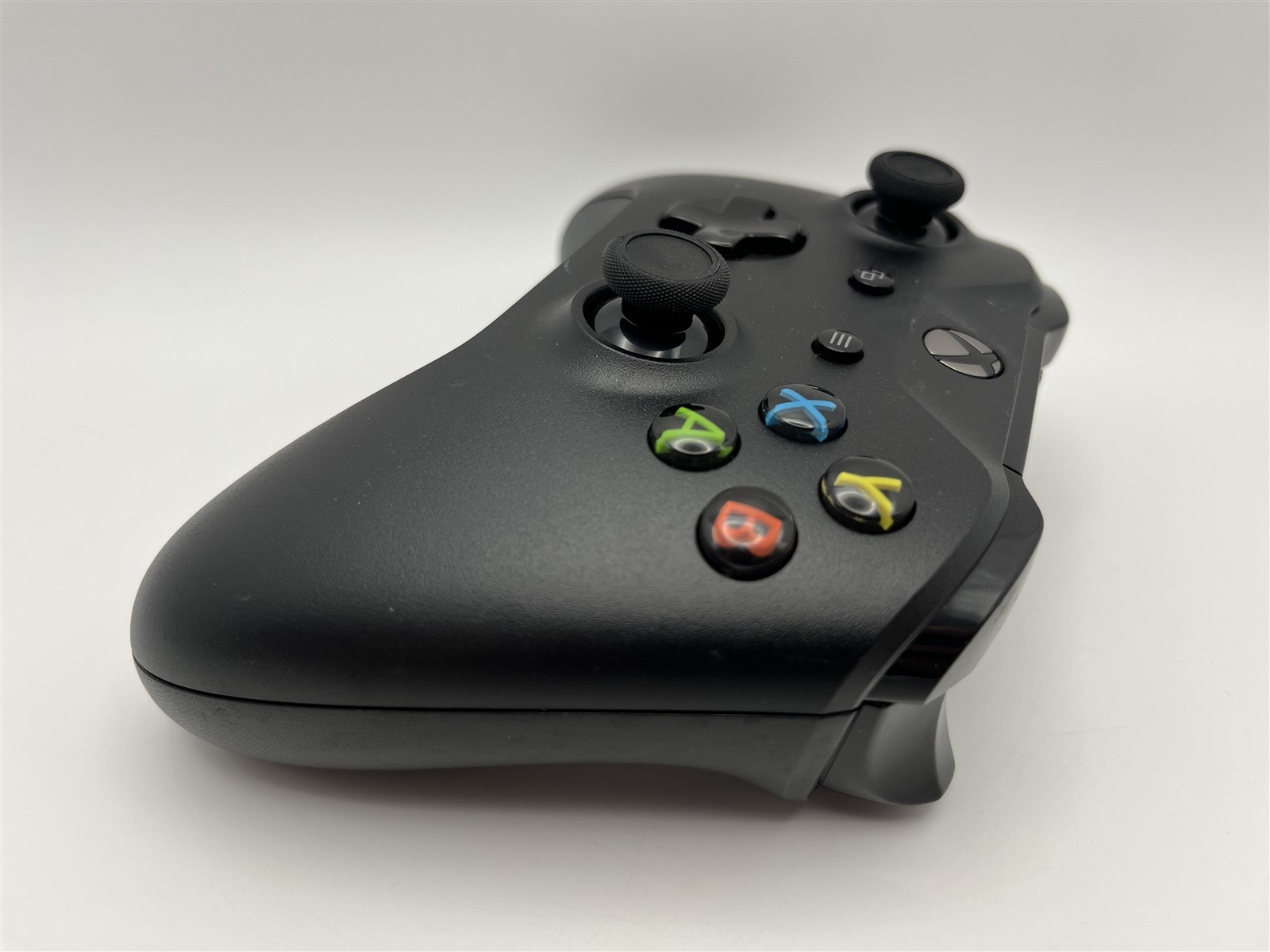 Genuine Microsoft Xbox ONE Wireless Controller Black with headphone jack Tested