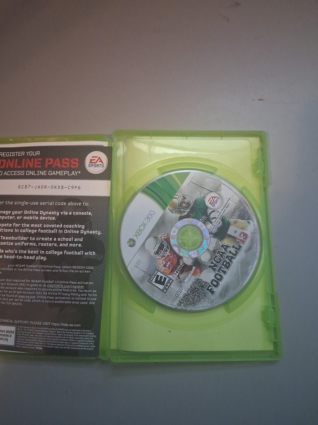 NCAA Football 13 (Xbox 360, 2012) Clean Tested Working