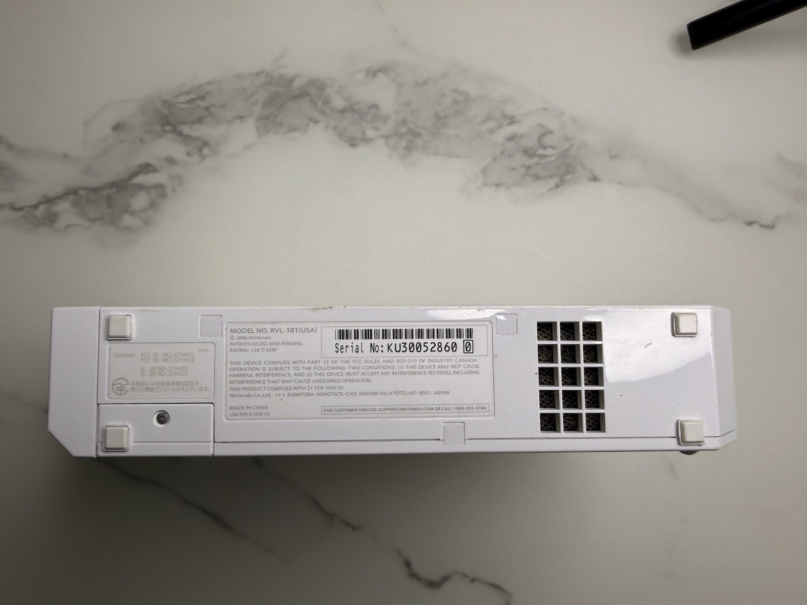 Nintendo RVL-101 Wii Console White Bundle With 6 Controllers Tested.