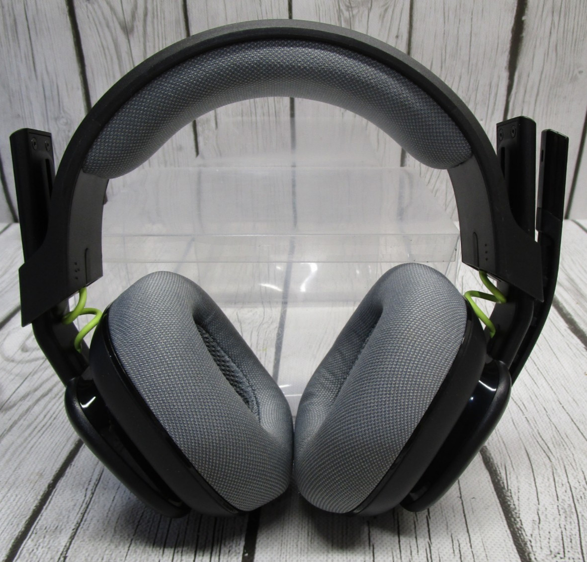 Logitech G Astro A10 Gen 2 Cross-Platform Wired Gaming Headset – New no Box