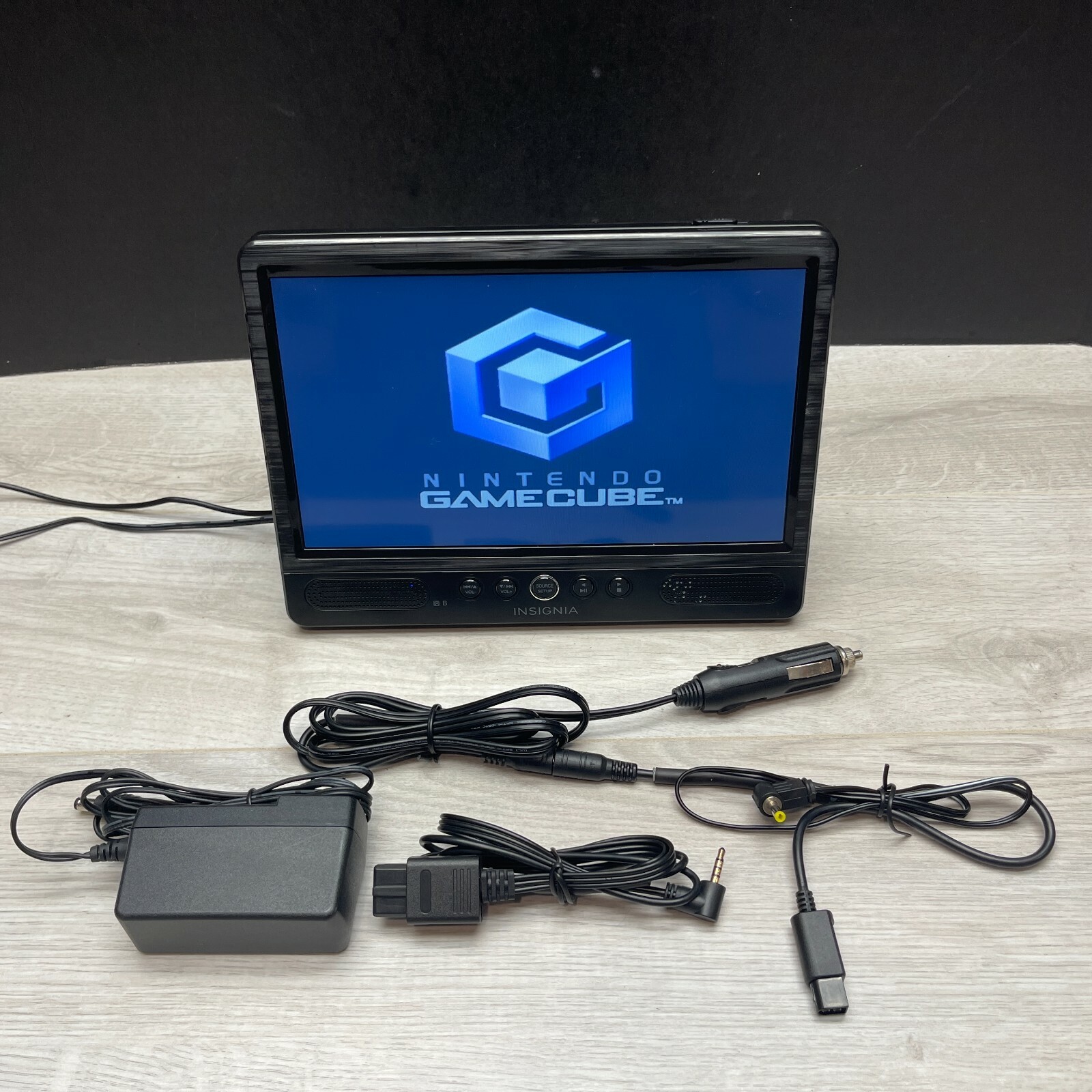Nintendo Gamecube 10″ LCD Portable Screen CAR HOME Monitor Screen Setup