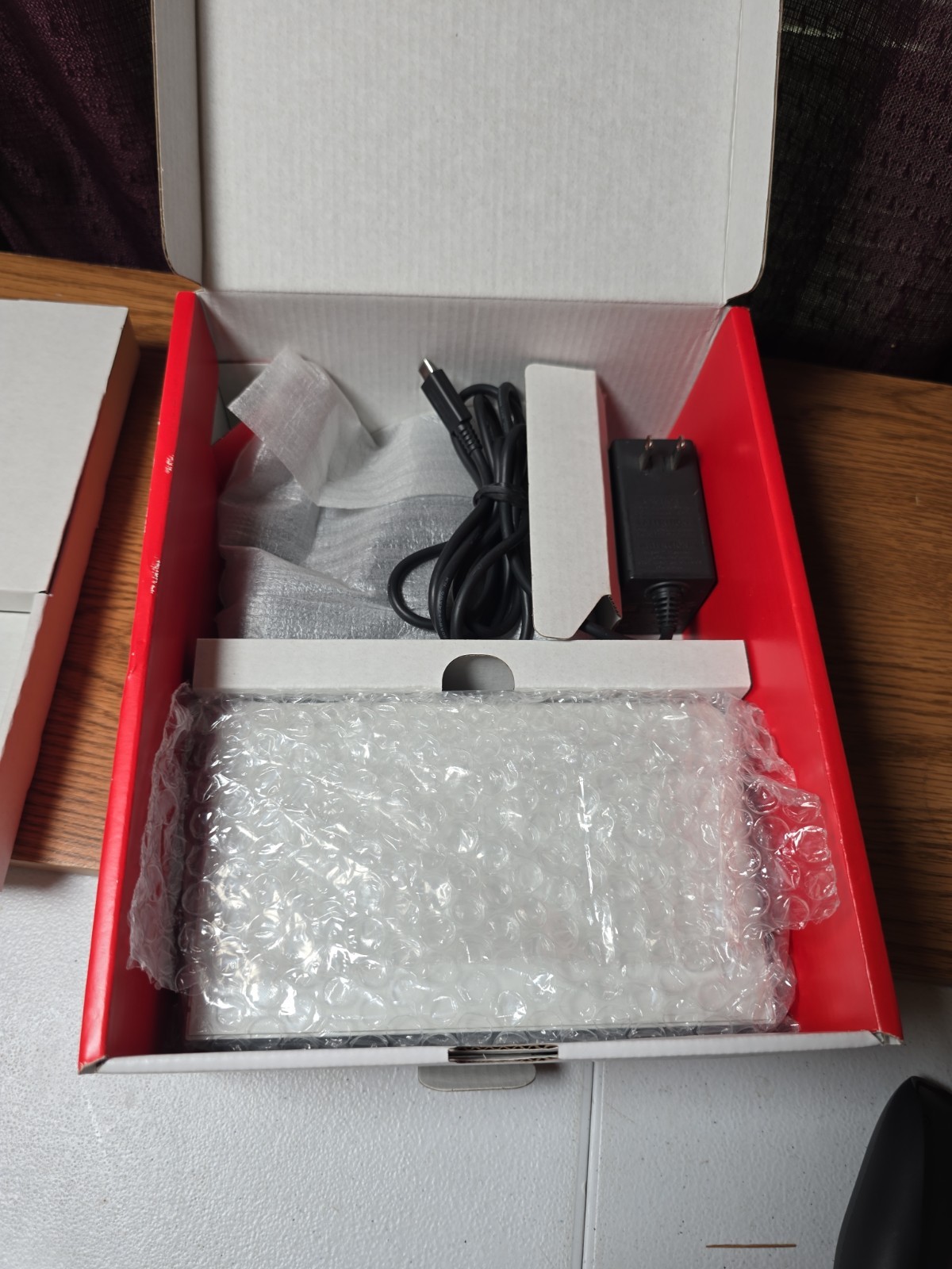 Nintendo Switch OLED Model HEG-001 Handheld Console – 64GB – White