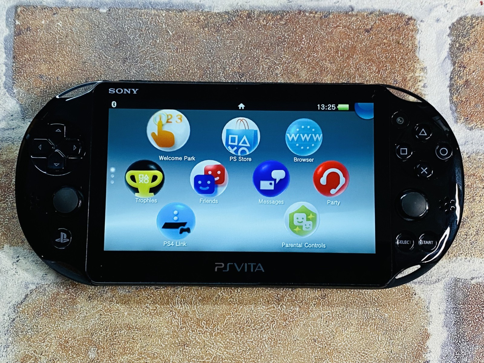 PS Vita Black PCH 2000 SONY PlayStation Japan Tested 8GB Charger MobileCase DDP