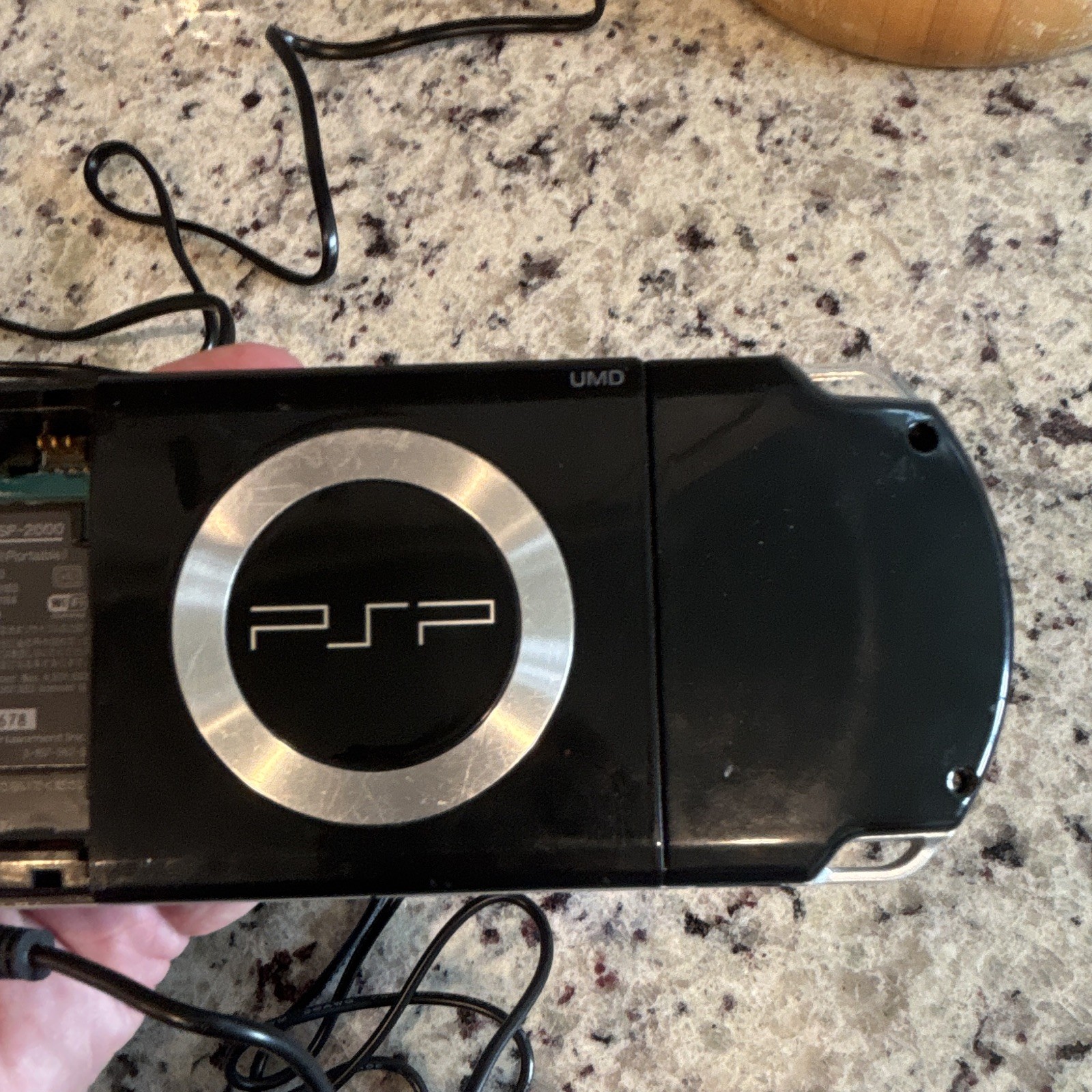 Sony PSP-2000 Wi-Fi Region Free Handheld System Console Black PSP-2000