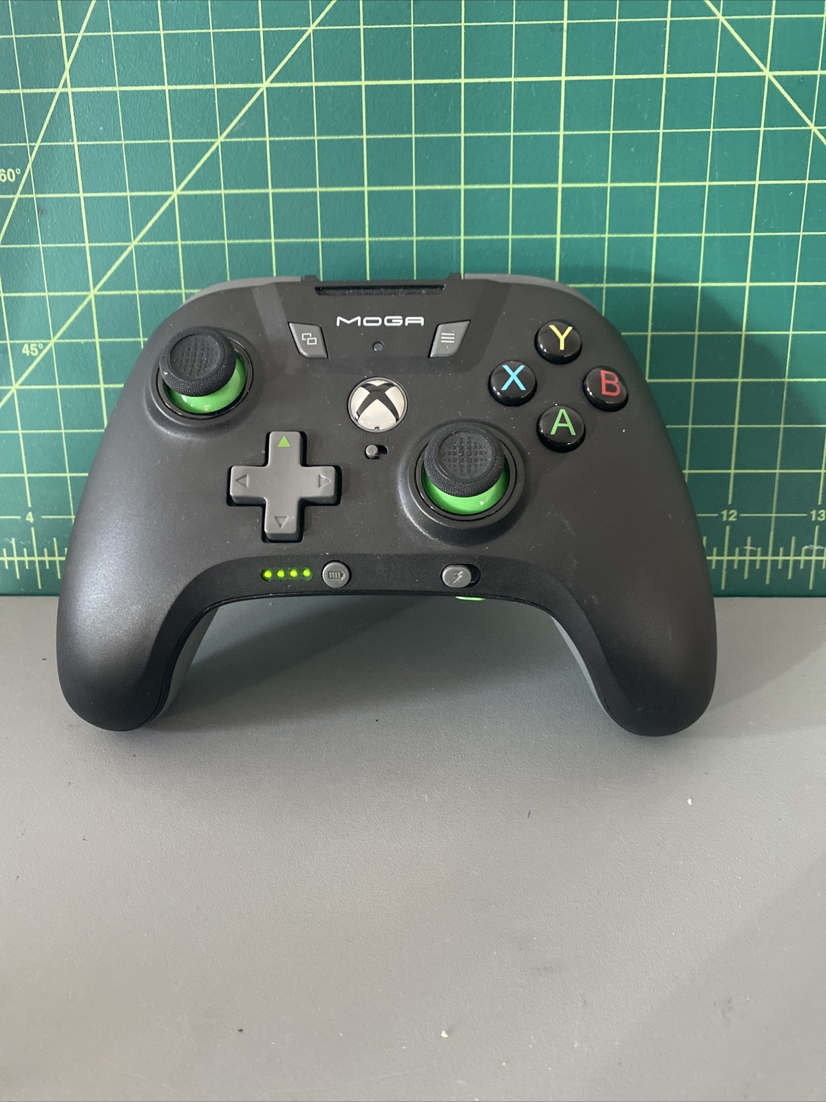 MOGA XP5-X Plus Bluetooth Controller for Android/PC w/ 3000mAh Power Bank