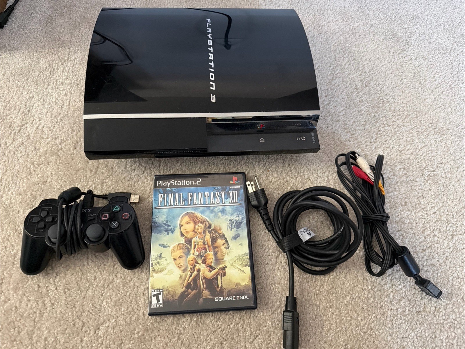 Sony PlayStation 3 PS3 Fat Backwards Compatible CECHE01 80GB + 1 controller