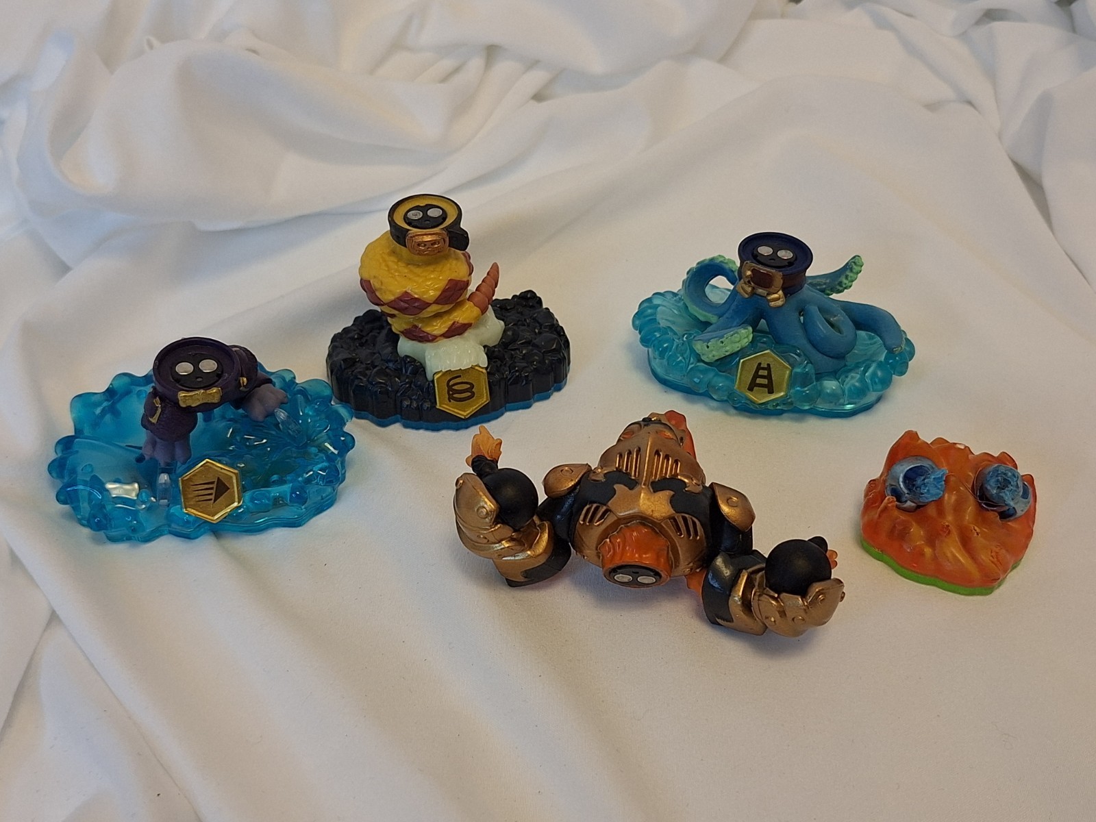 Skylander Lot 13 Characters + Extras Spyro’s Adventure Used See Pics Untested