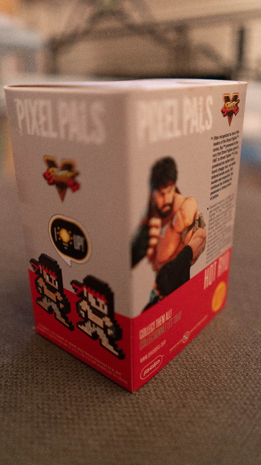 STREET FIGHTER HOT RYU-PIXEL PALS 8-Bit Light-up Video Game Decoration *Rare
