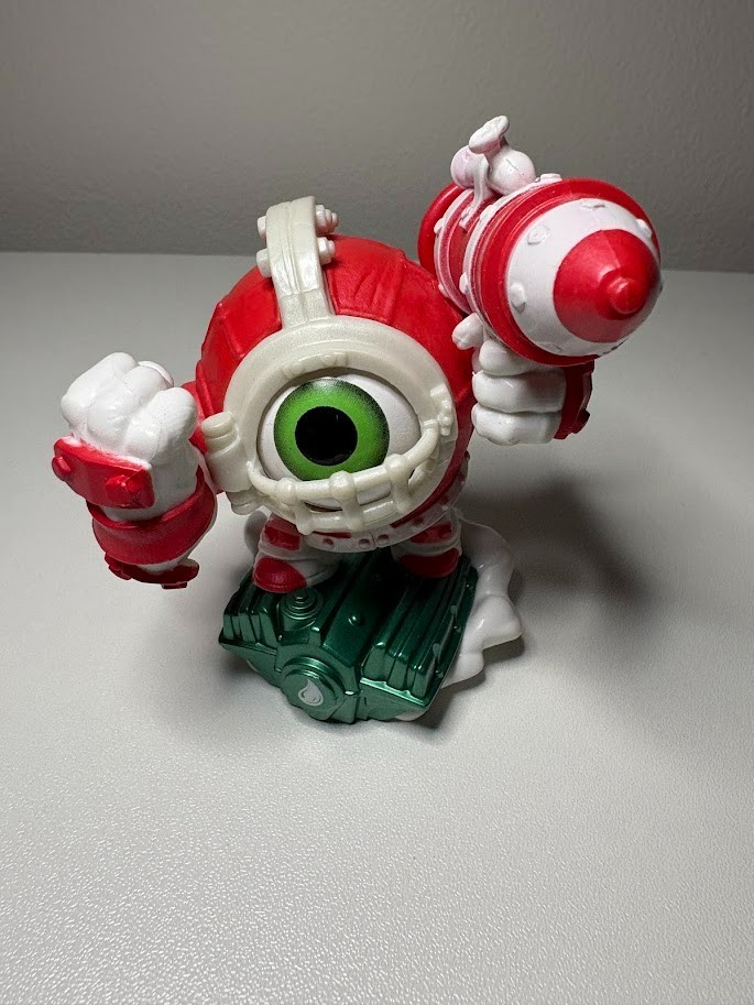 Skylanders Superchargers Missile-Tow Dive-Clops Figure