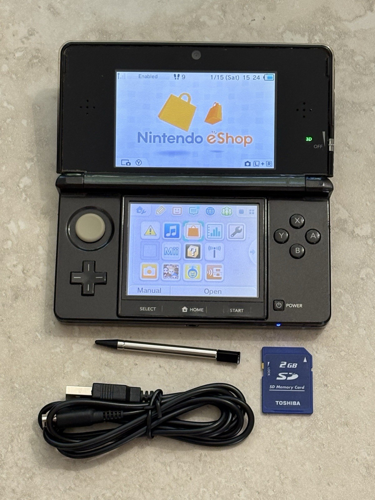 Nintendo 3DS Console Black Edition With Charger US SELLER Very Good