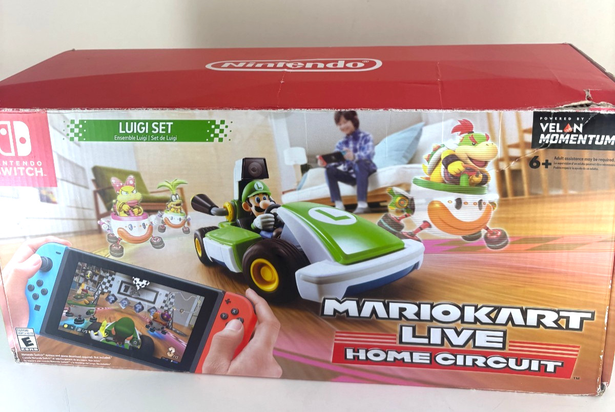 Mario Kart Live: Home Circuit -Luigi Set – Nintendo Switch