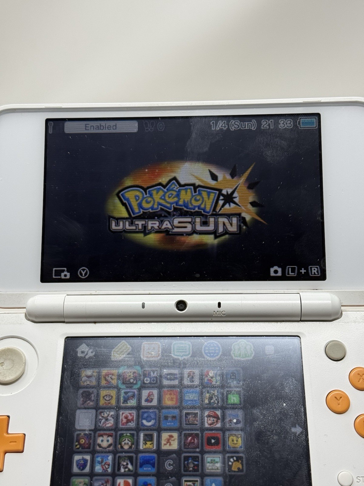 New Nintendo 2DS XL Orange White Handheld USA System w Charger Stylus and Extras